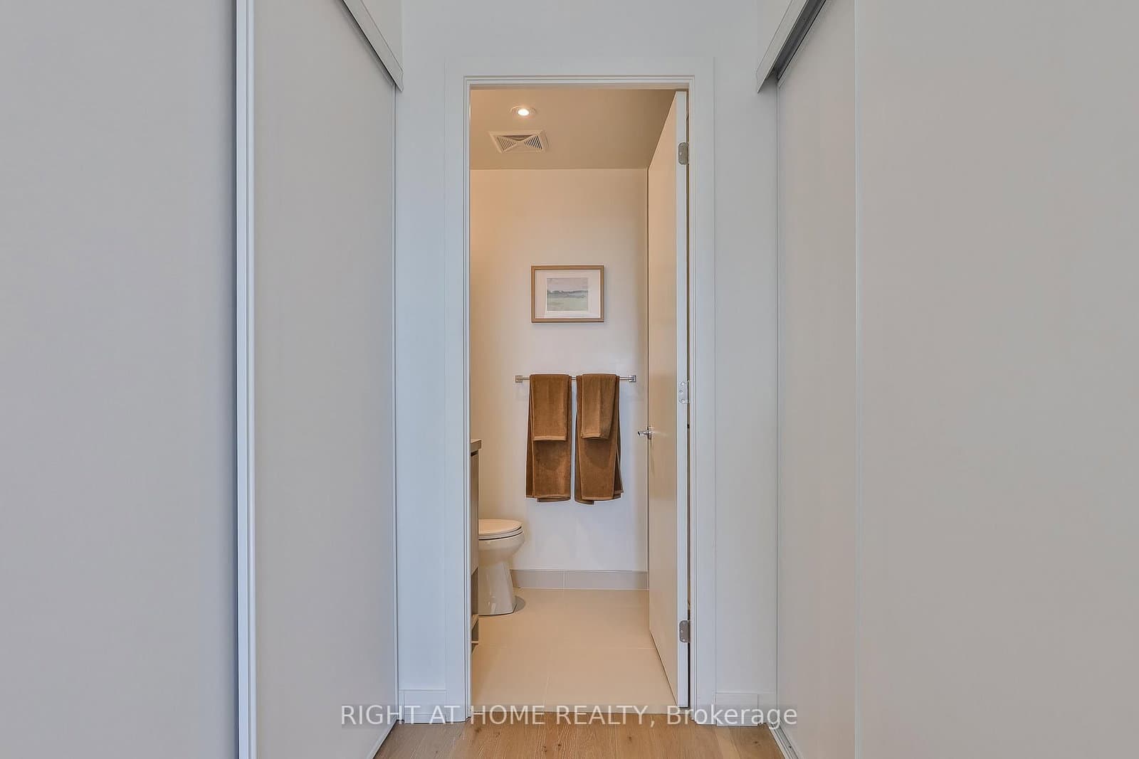 1161 Kingston Road, Unit 602 thumbnail 20