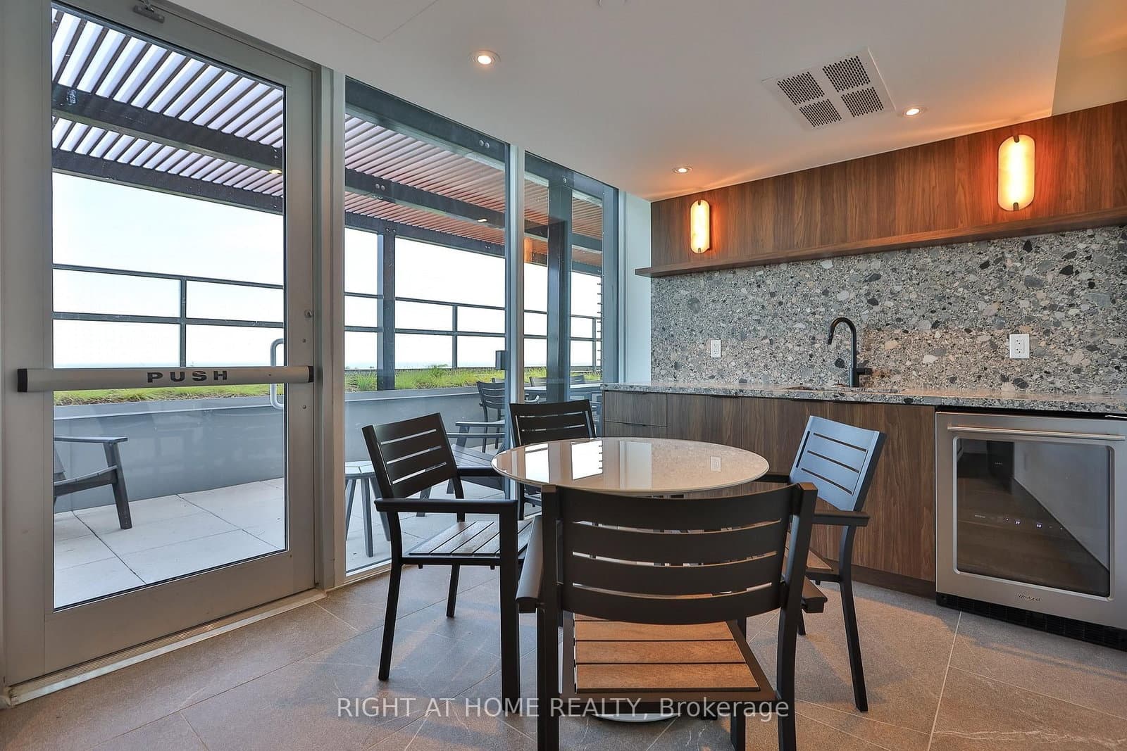 1161 Kingston Road, Unit 602 thumbnail 32