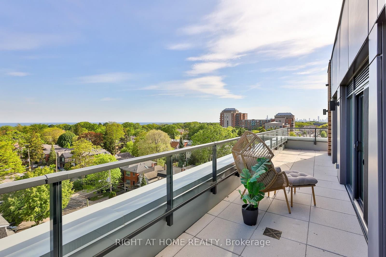 1161 Kingston Road, Unit 602 thumbnail 5