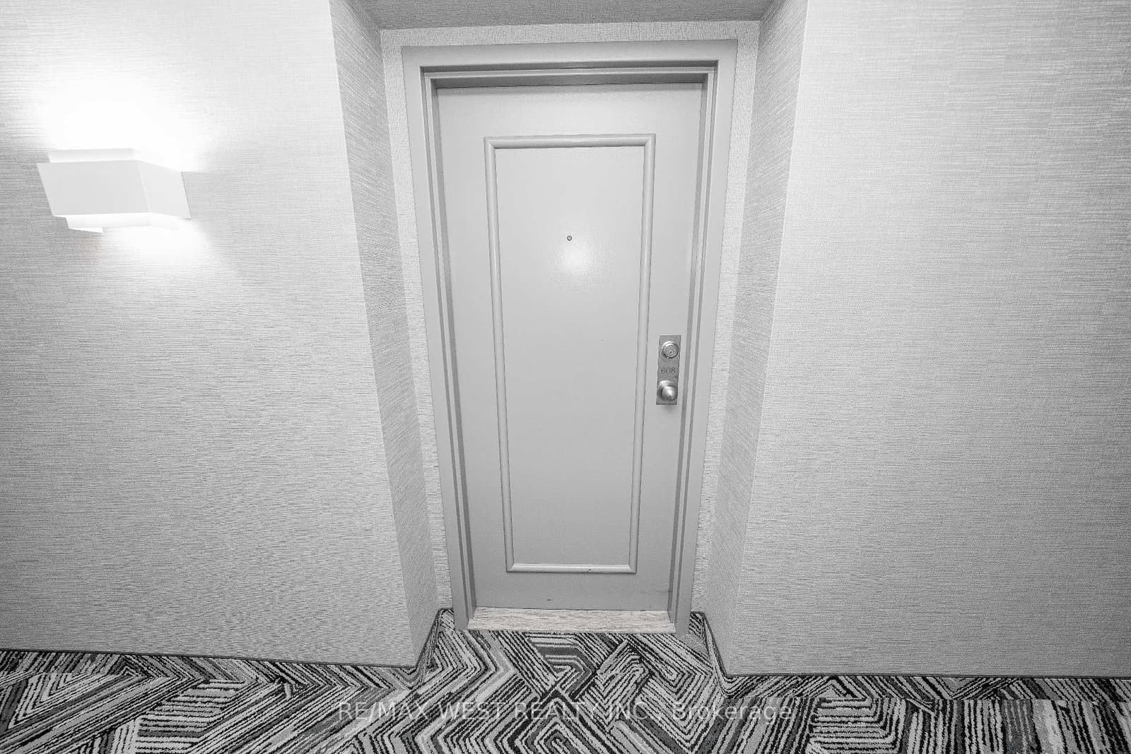 1470 Midland Avenue, Unit 608 thumbnail 10