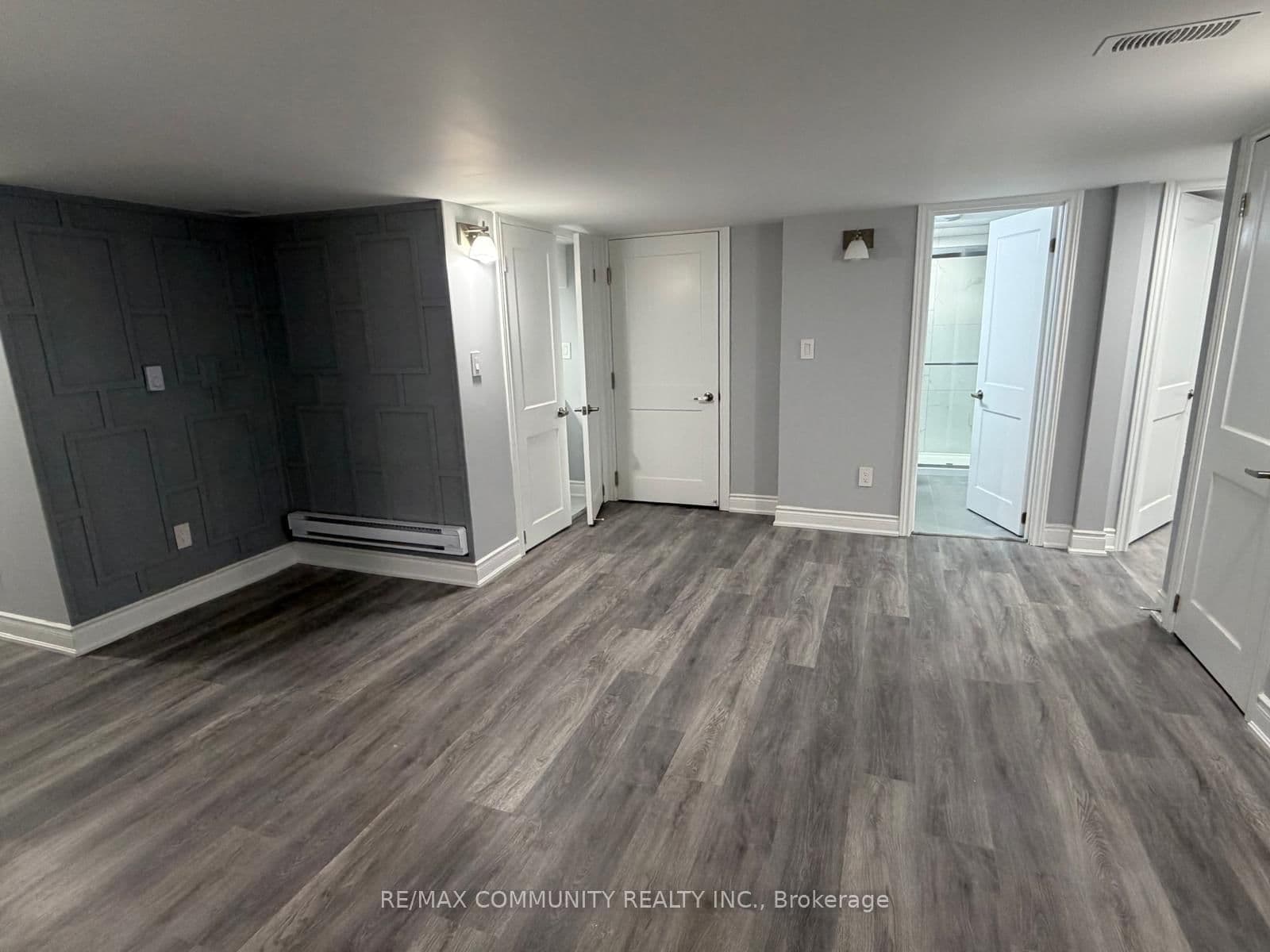 224 Fleetwood Drive, Unit Bsmt thumbnail 14