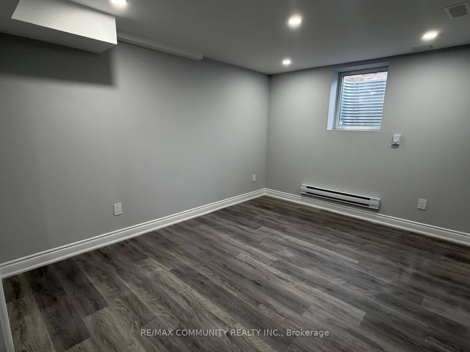 224 Fleetwood Drive, Unit Bsmt thumbnail 15
