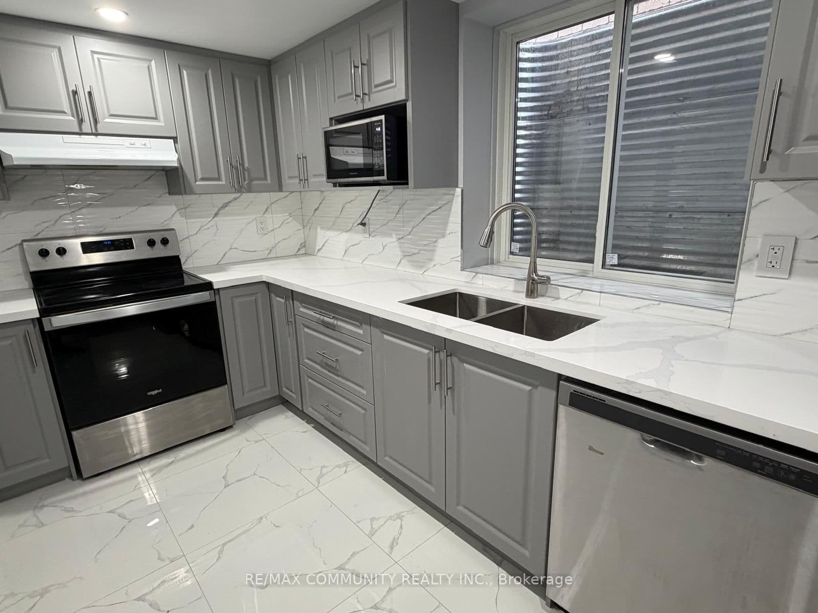 224 Fleetwood Drive, Unit Bsmt thumbnail 7