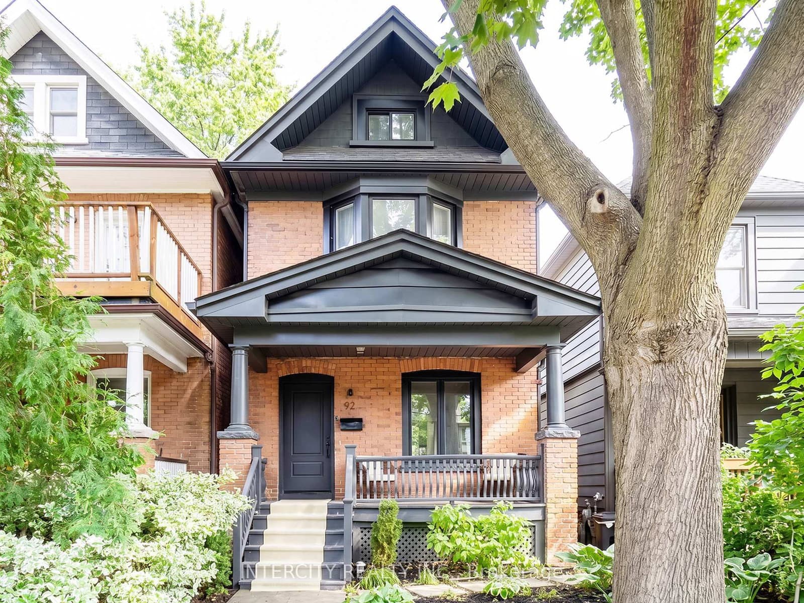 92 Dagmar Avenue - Image 1