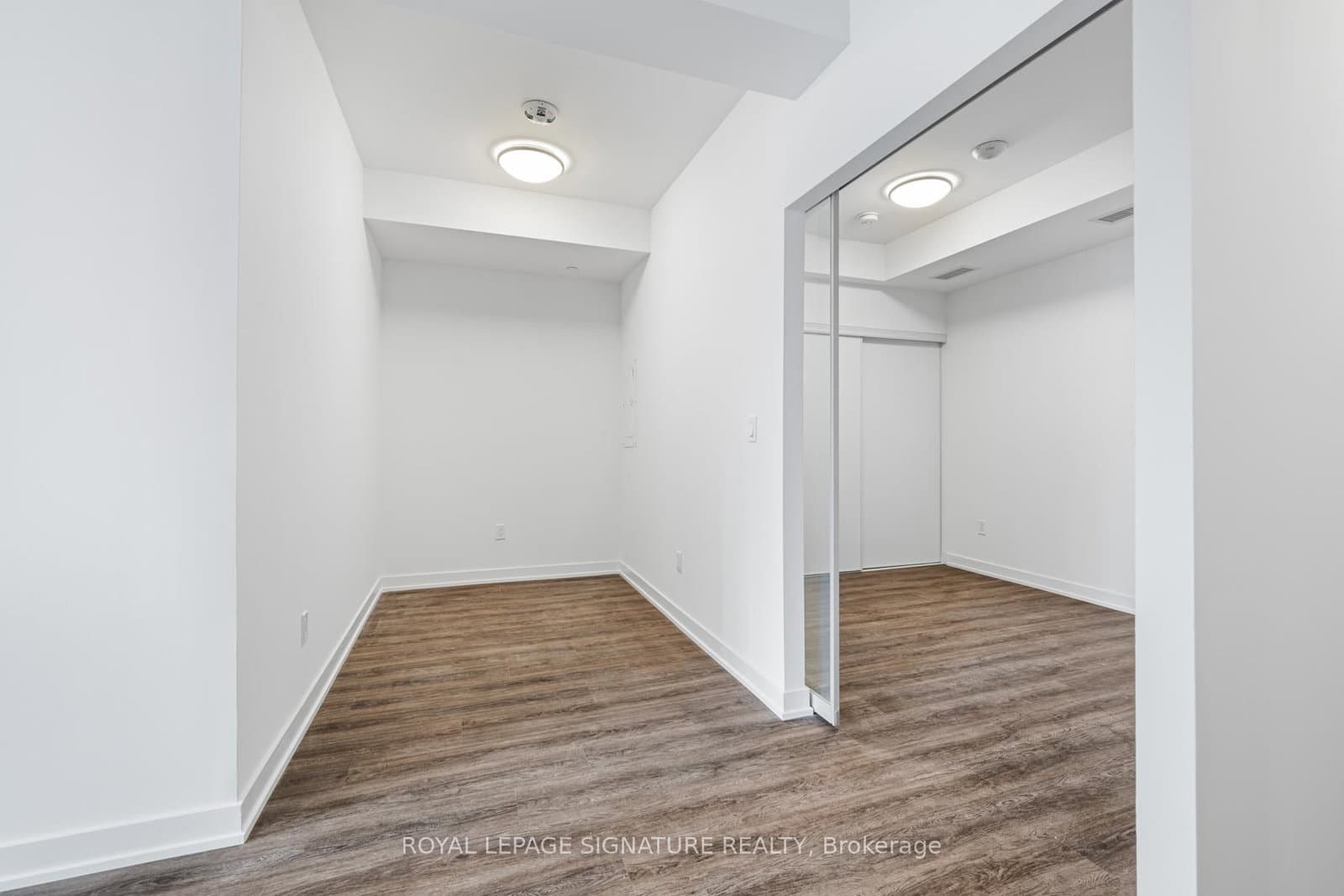 4569 Kingston Road, Unit 505 thumbnail 8