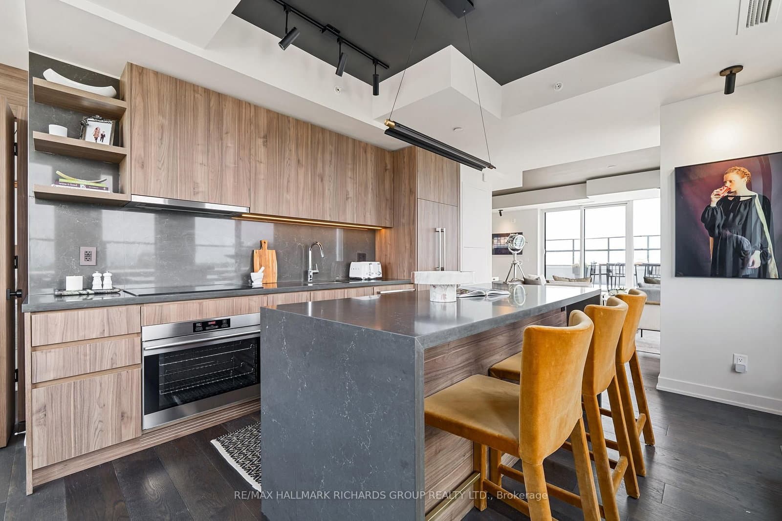 1161 Kingston Road, Unit PH701 thumbnail 7