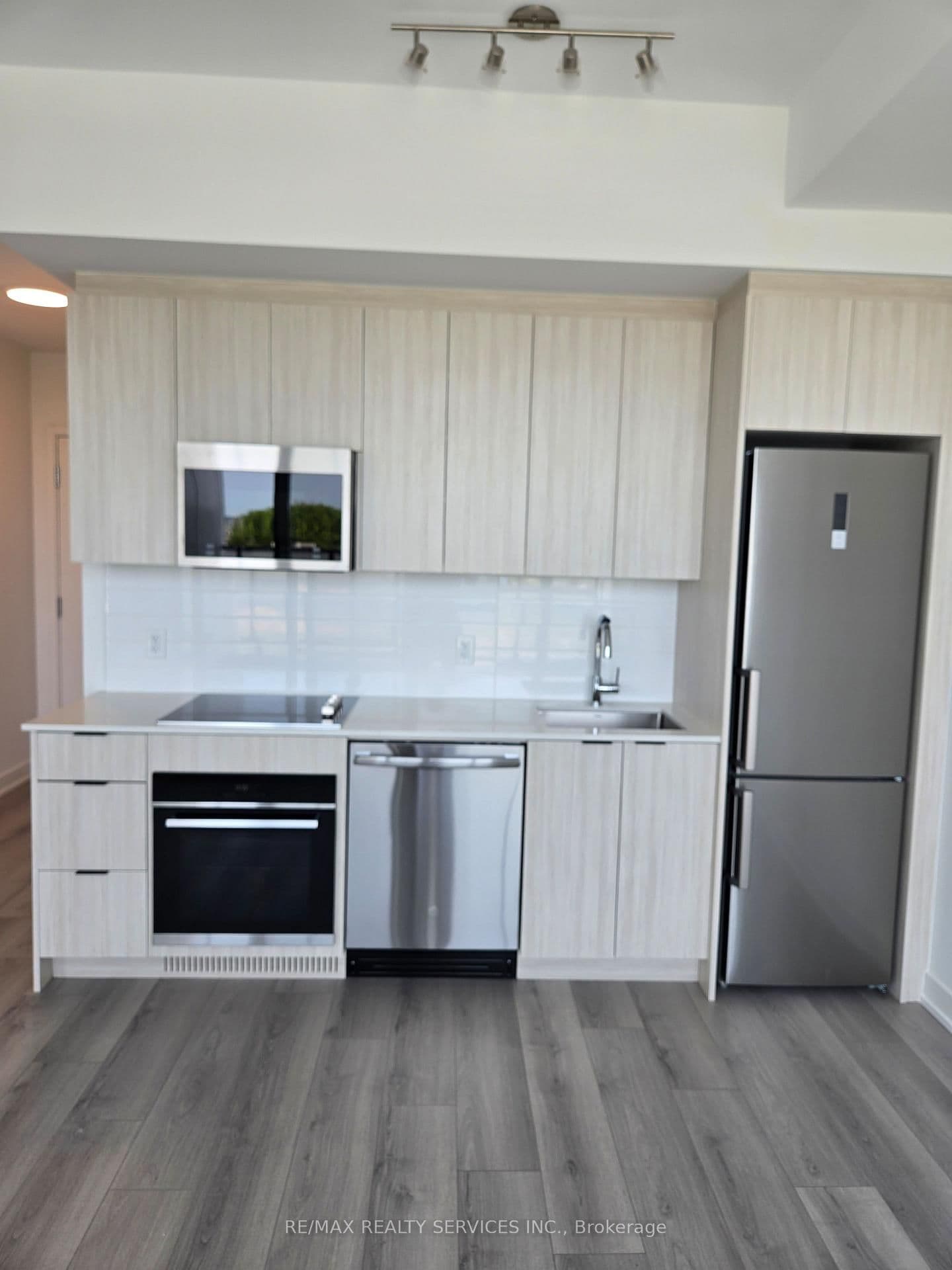 20 Deans Drive, Unit 217 - Image 1