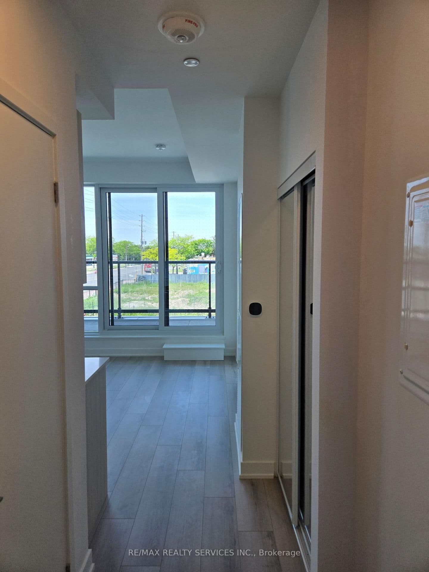 20 Deans Drive, Unit 217 thumbnail 2