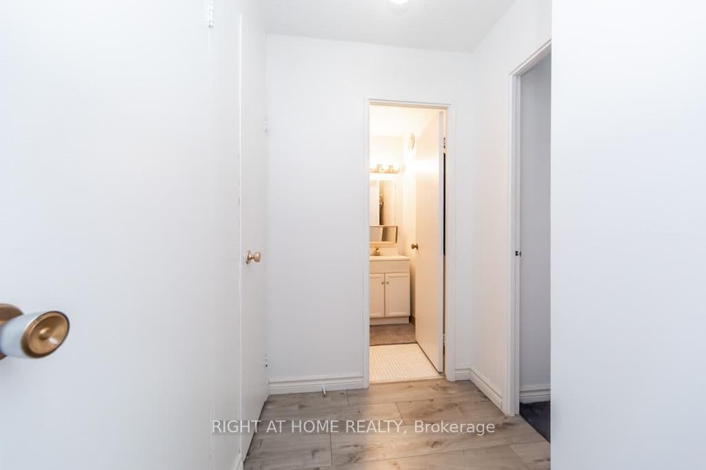 100 Dundalk Drive, Unit 315 thumbnail 29