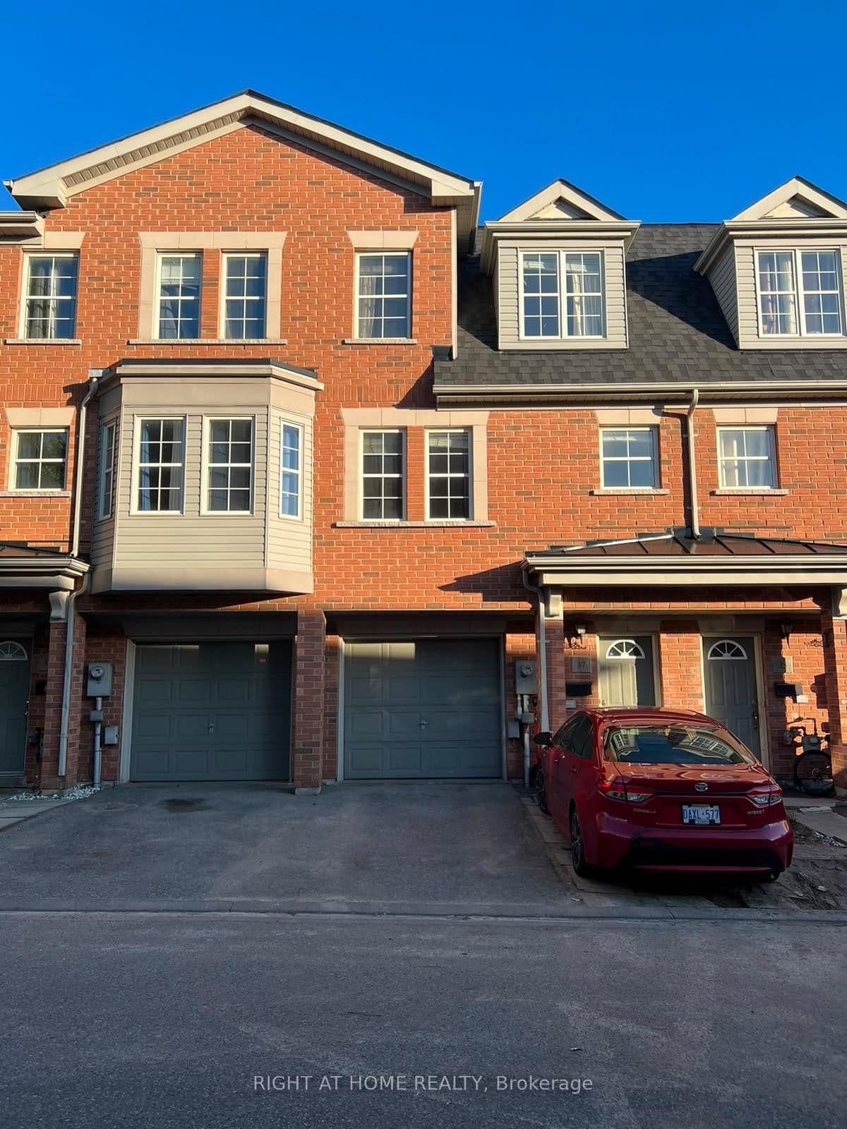 37 Archibald Mews - Image 1
