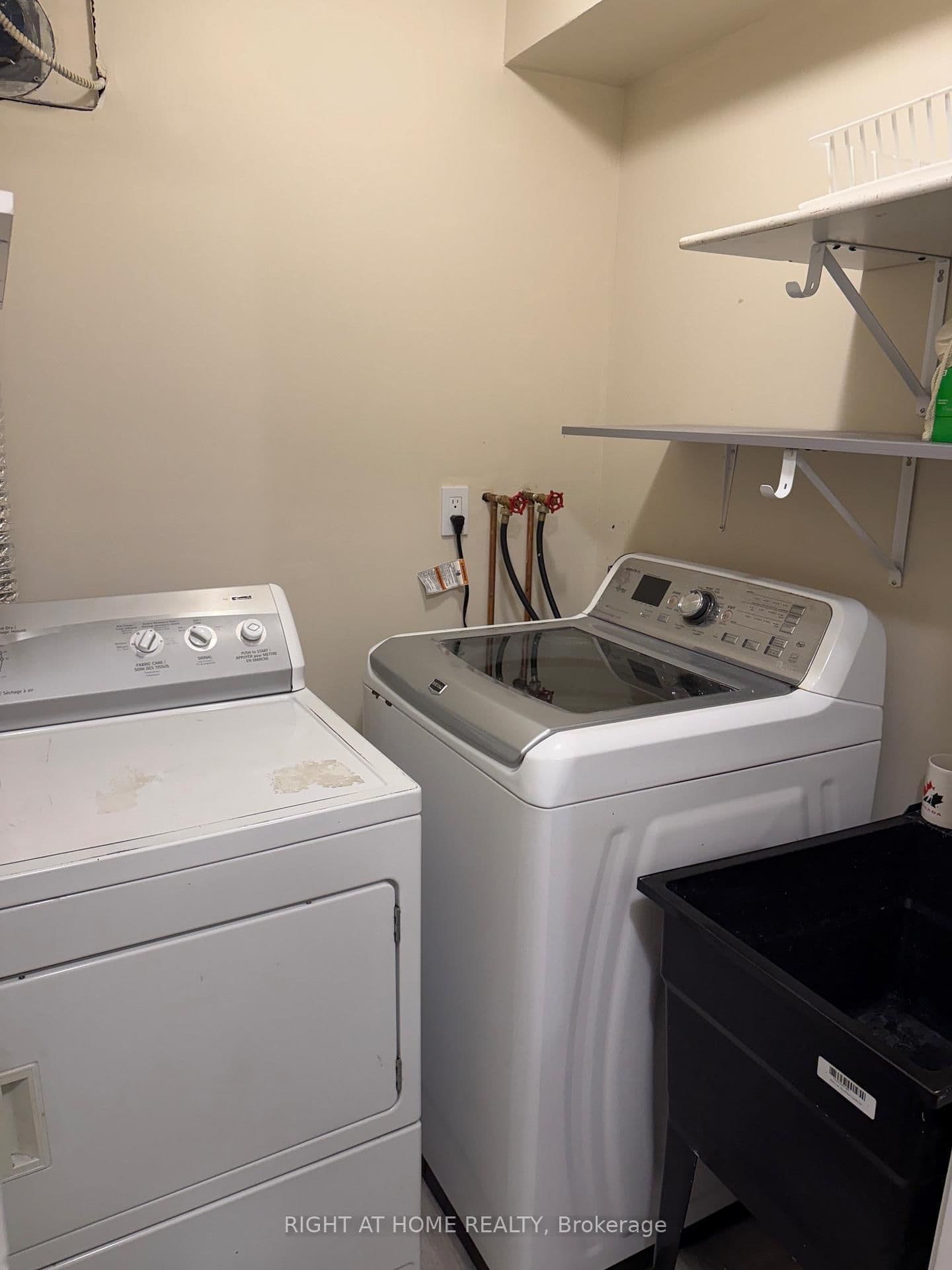 4064 Lawrence Avenue E, Unit 305 thumbnail 15