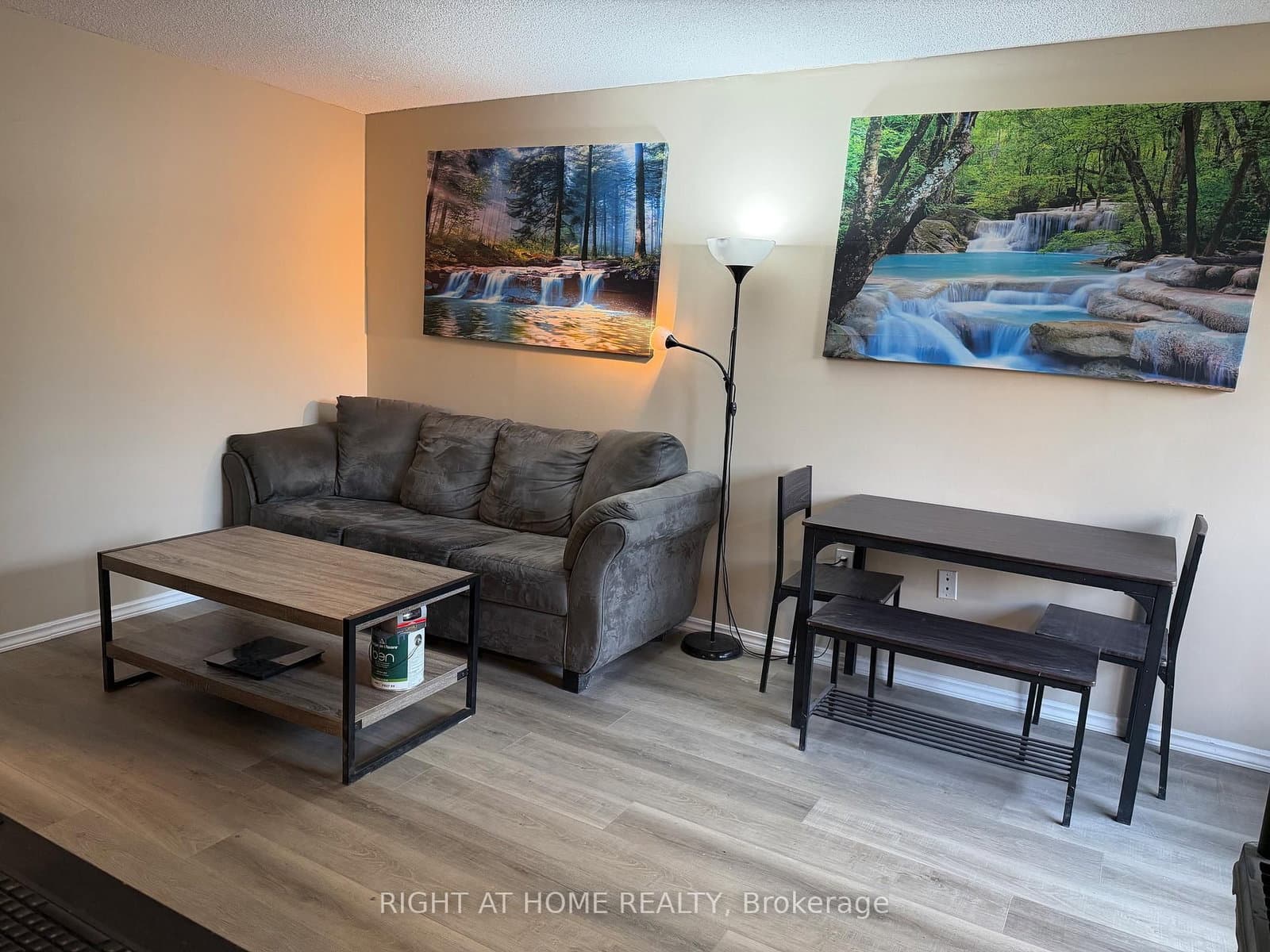 4064 Lawrence Avenue E, Unit 305 thumbnail 5
