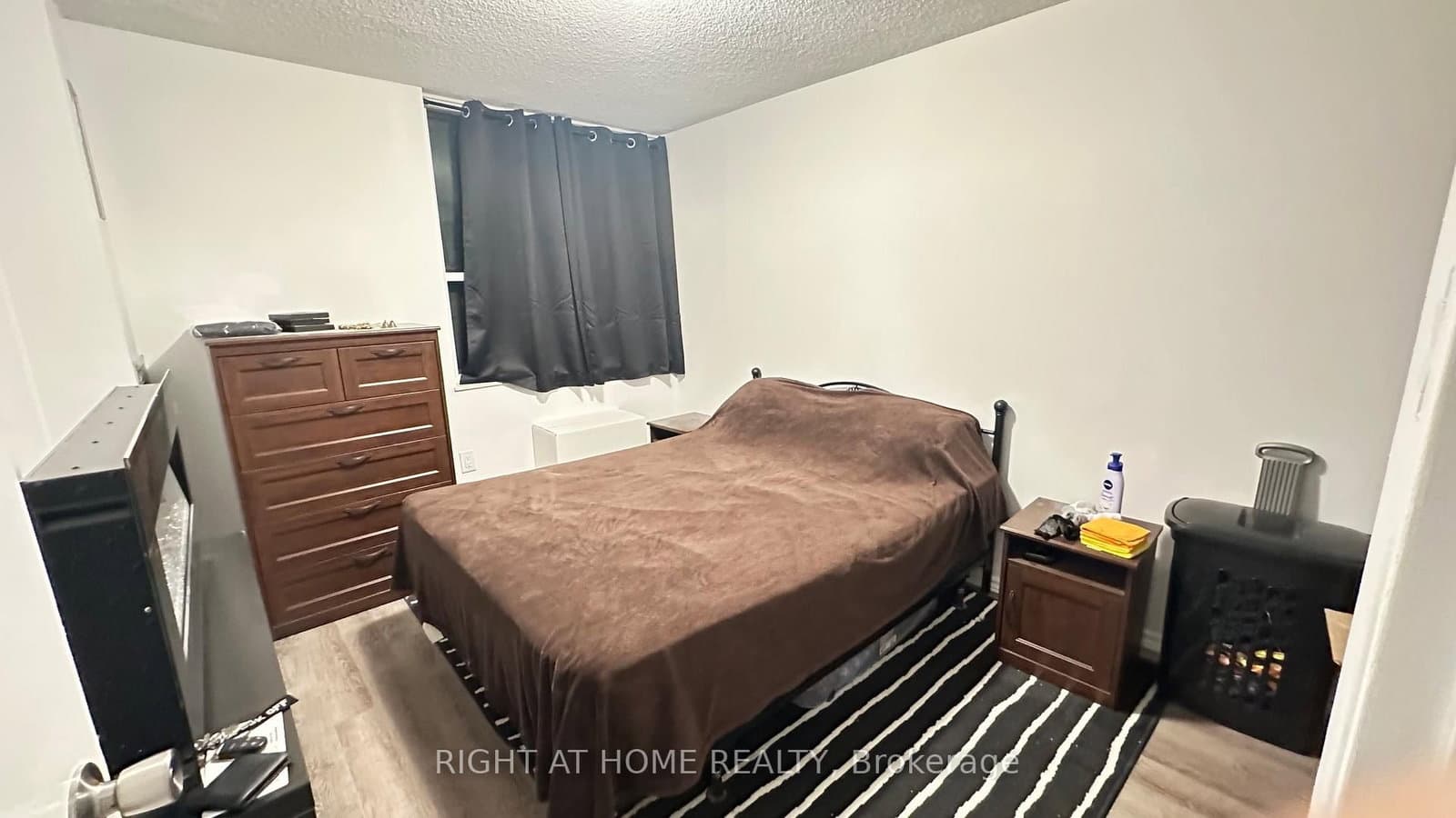 4064 Lawrence Avenue E, Unit 305 thumbnail 8