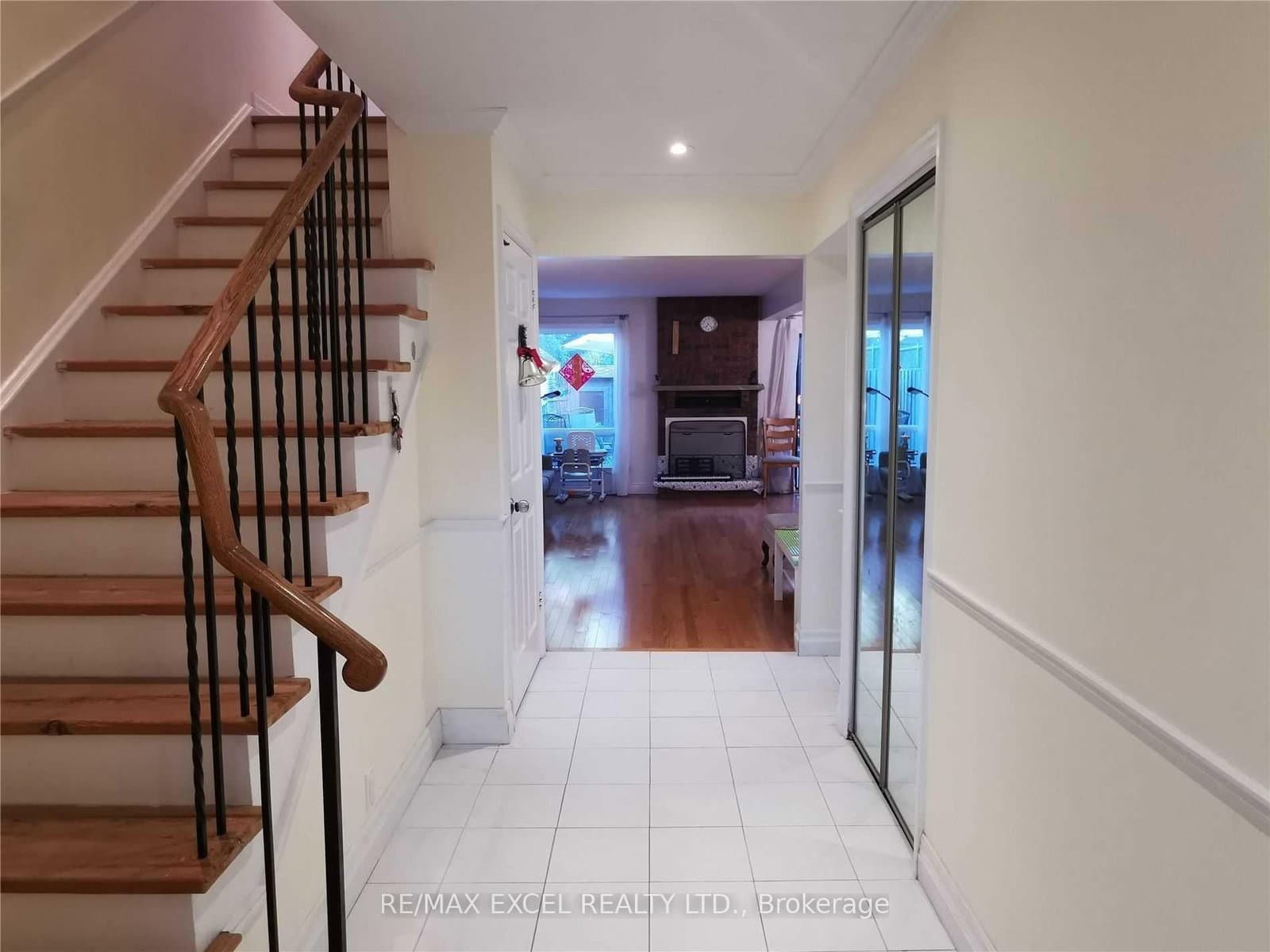 75 Ecclesfield Drive thumbnail 3