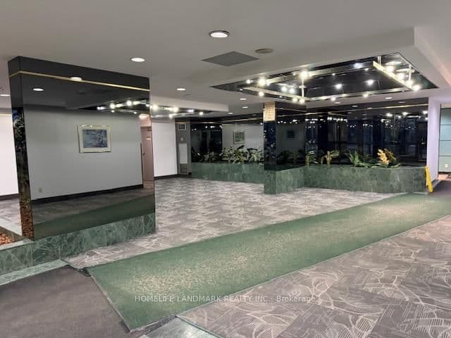 80 Alton Towers Circle, Unit 106 thumbnail 2
