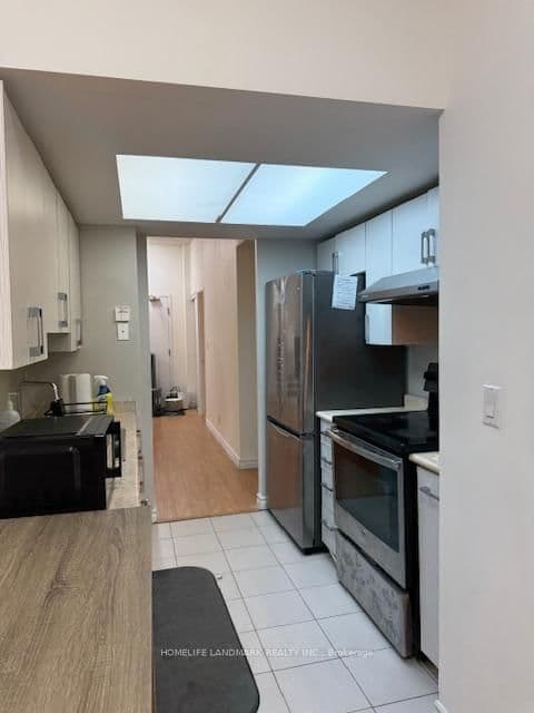 80 Alton Towers Circle, Unit 106 thumbnail 27