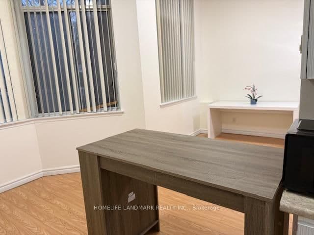 80 Alton Towers Circle, Unit 106 thumbnail 30
