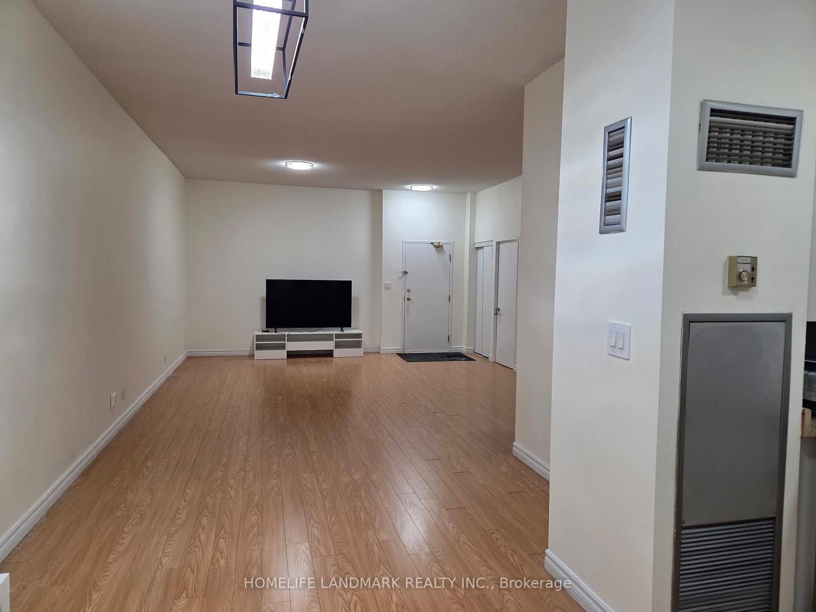 80 Alton Towers Circle, Unit 106 thumbnail 39