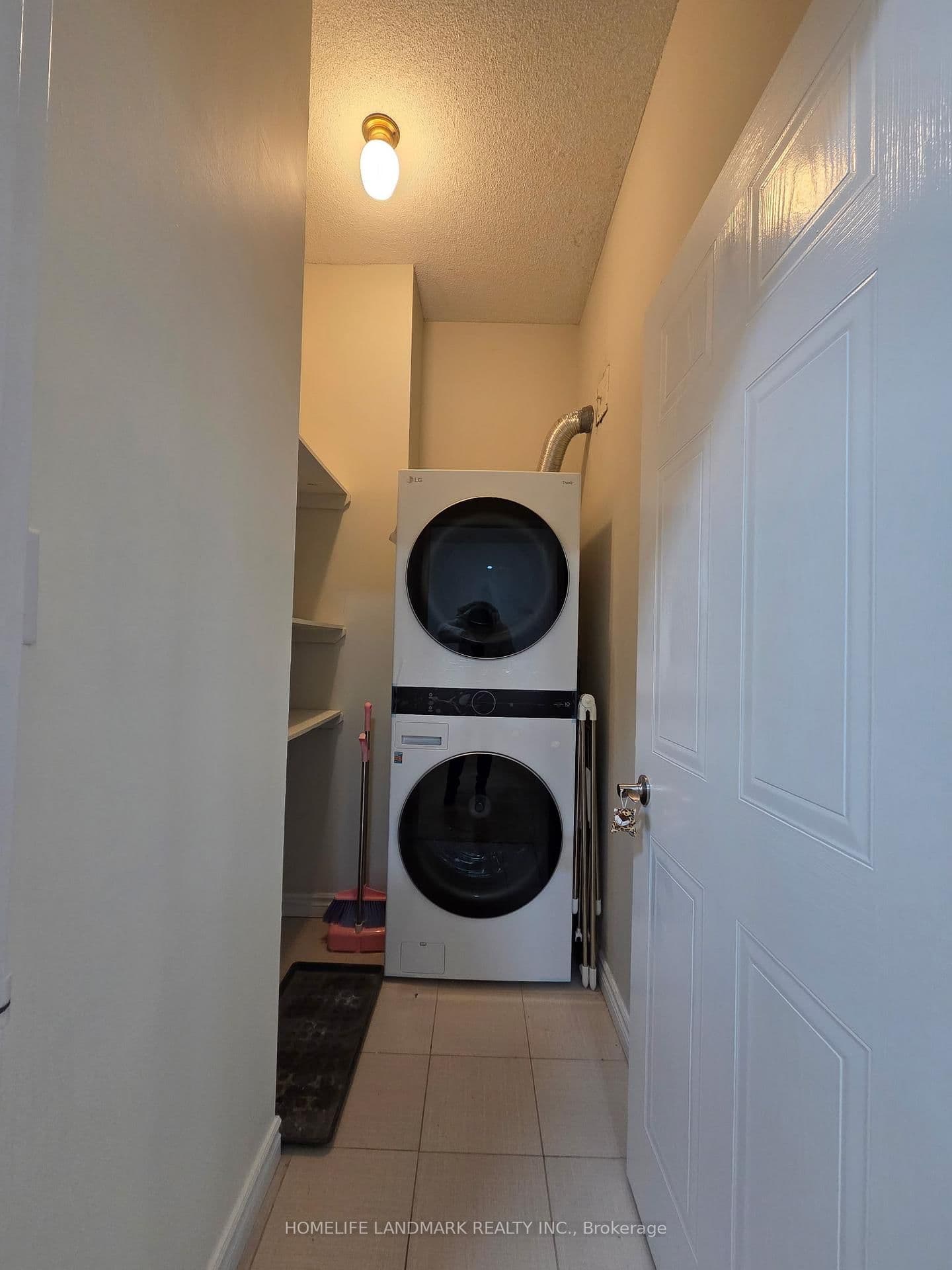 80 Alton Towers Circle, Unit 106 thumbnail 44