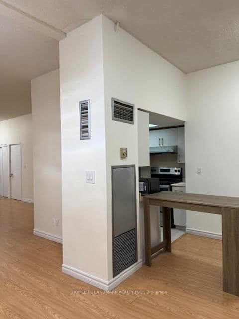 80 Alton Towers Circle, Unit 106 thumbnail 9