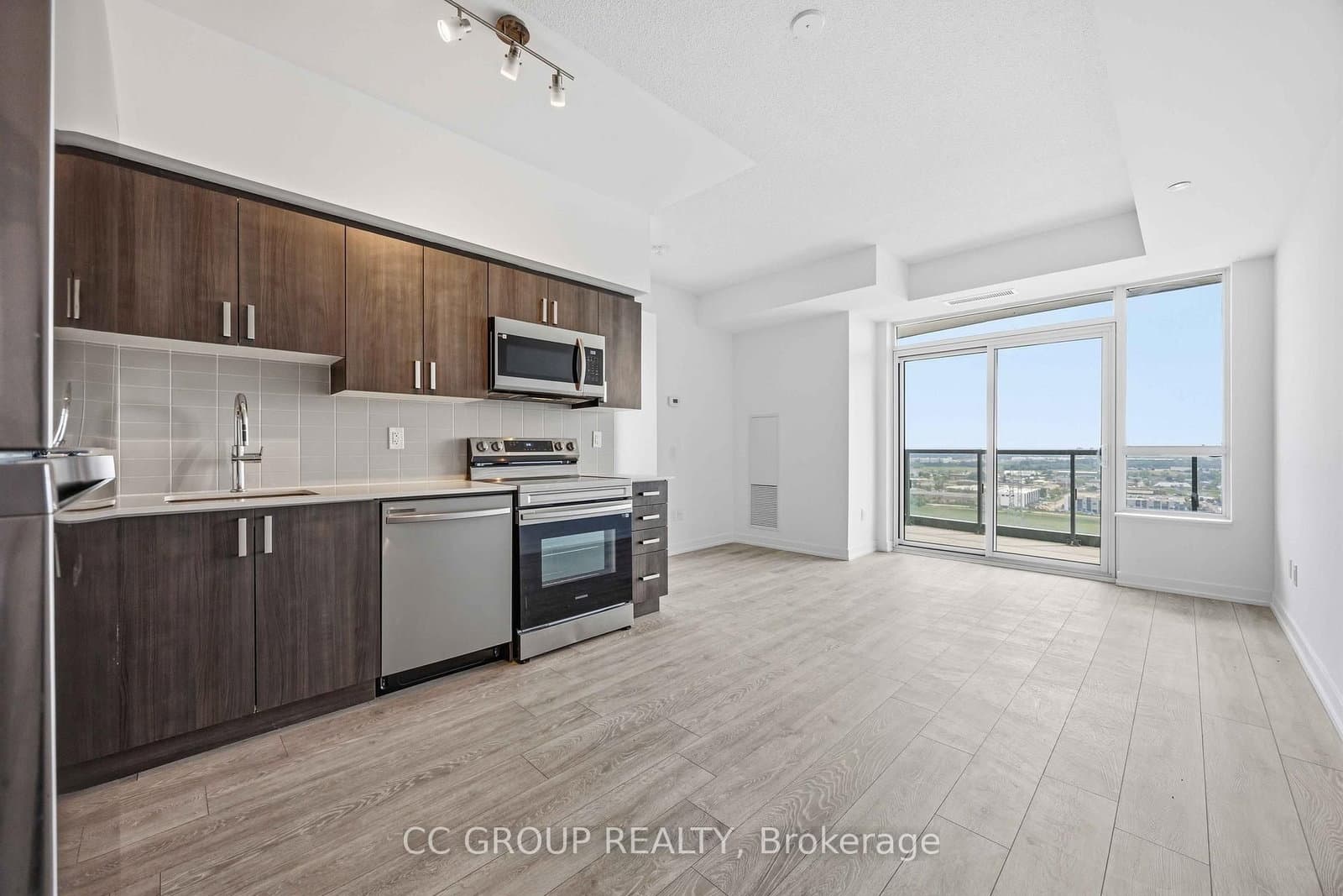 1455 Celebration Drive, Unit 2310 thumbnail 7