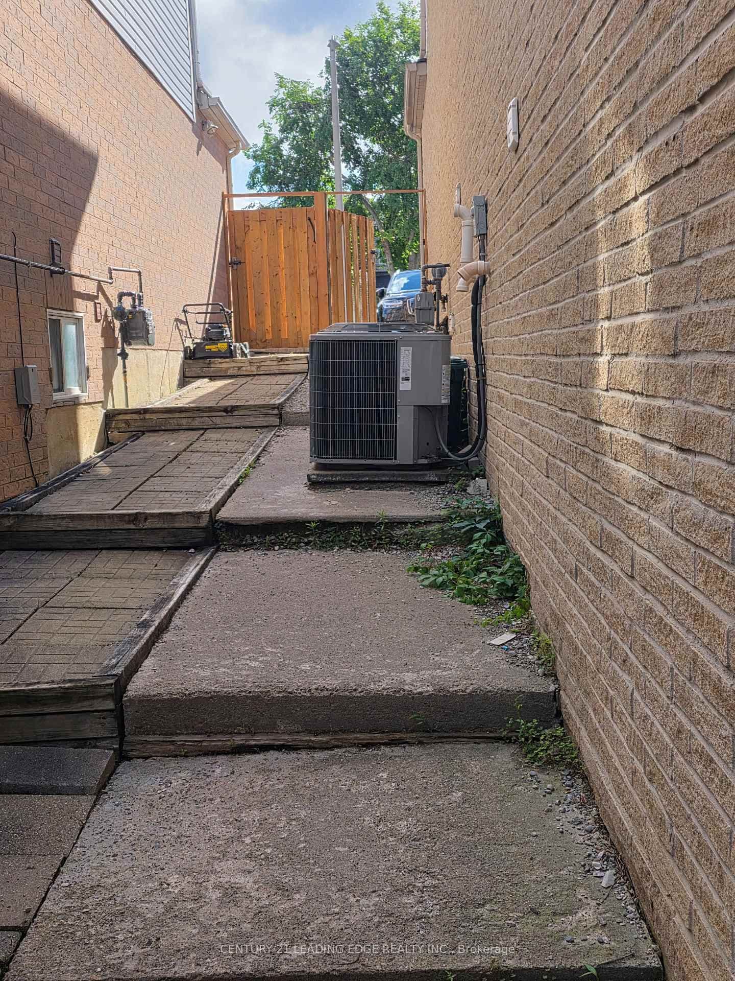 84 Hibbard Drive, Unit Bsmt thumbnail 18