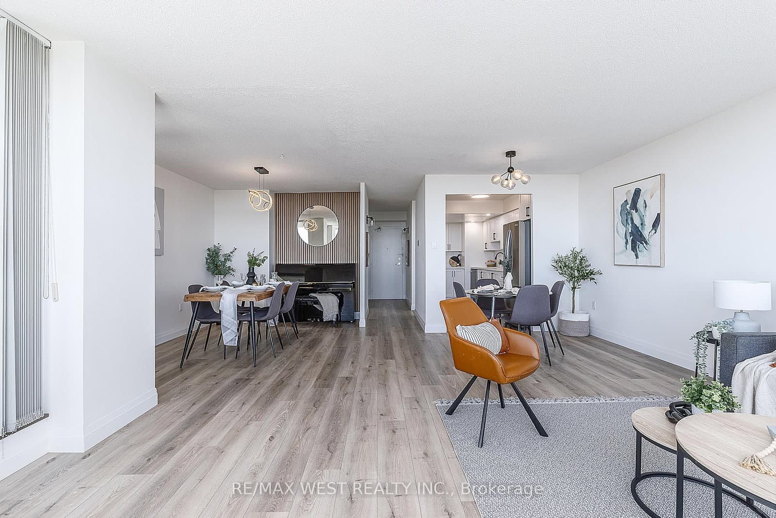 121 Ling Road, Unit 1509 thumbnail 11