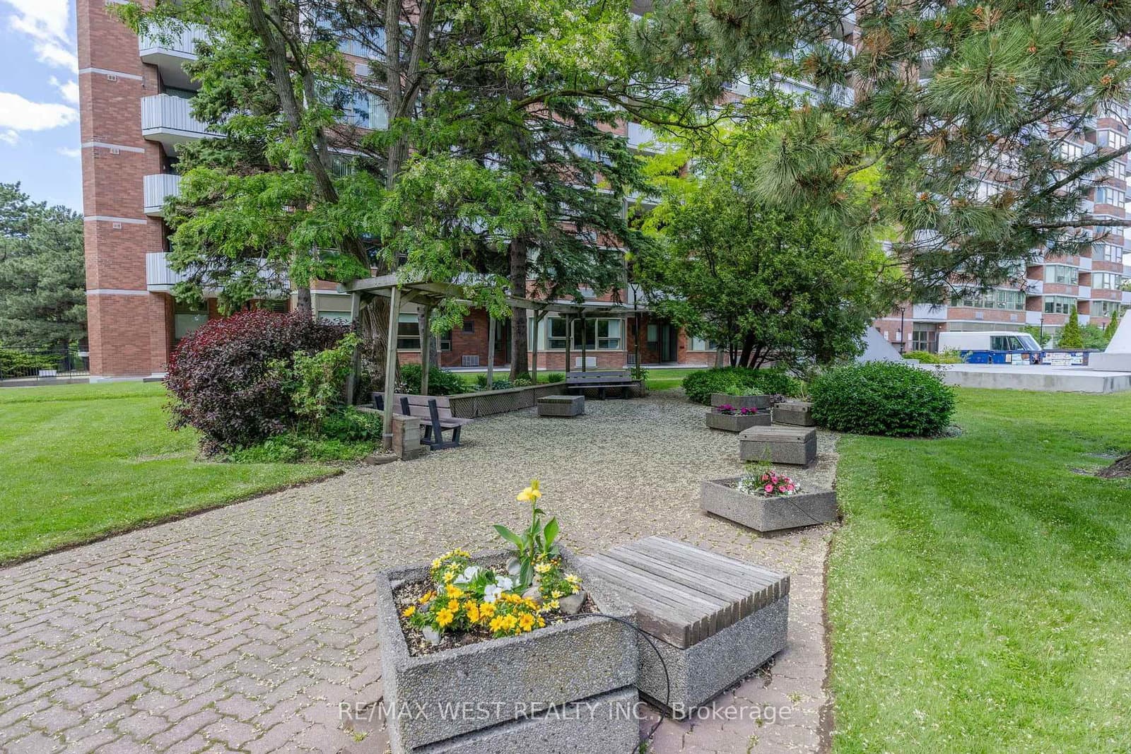 121 Ling Road, Unit 1509 thumbnail 27