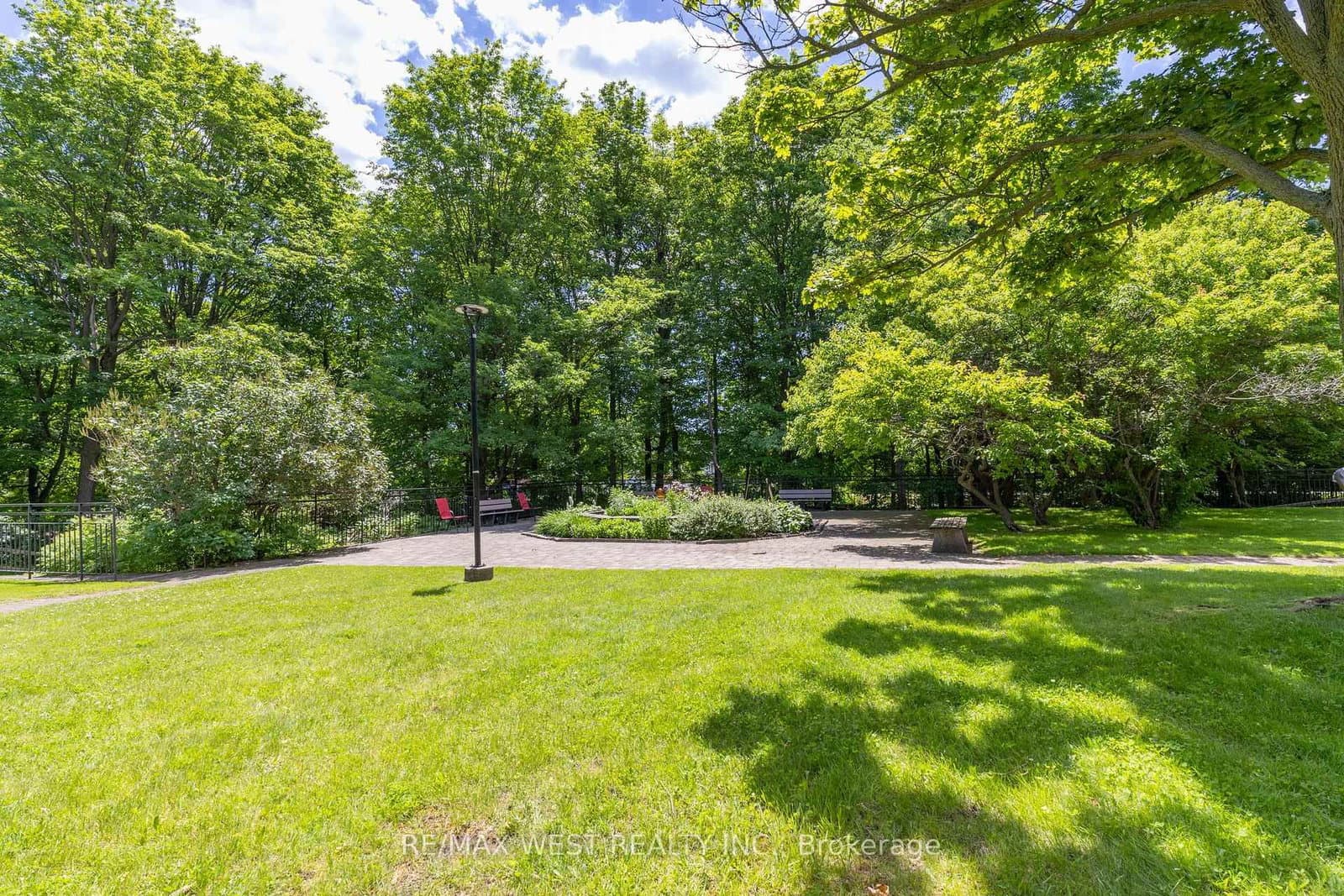 121 Ling Road, Unit 1509 thumbnail 28