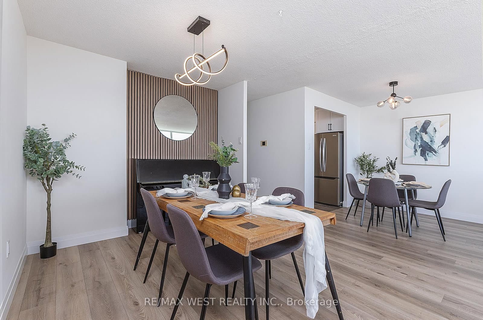 121 Ling Road, Unit 1509 thumbnail 5