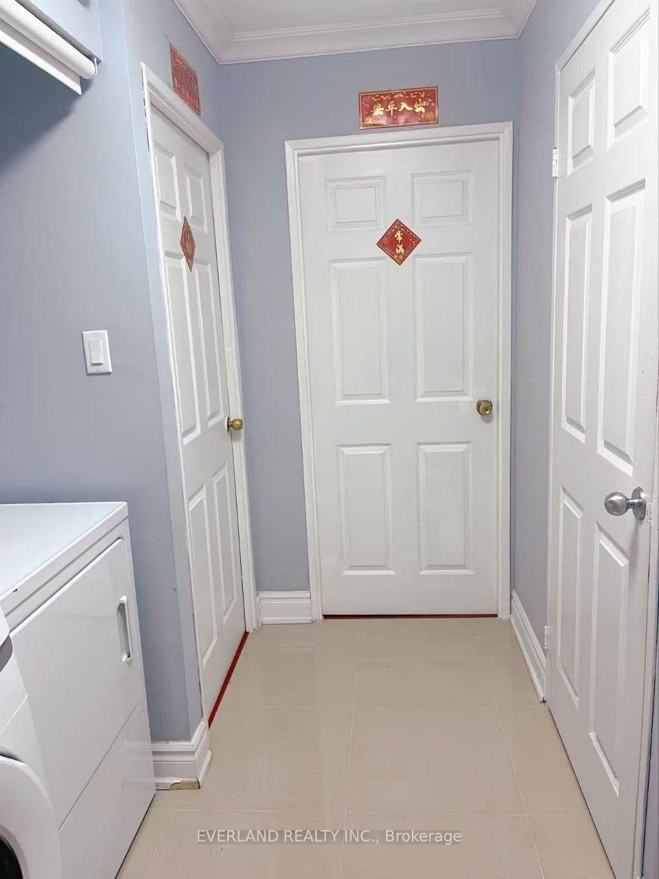 2050 Bridletowne Circle, Unit 303 thumbnail 11