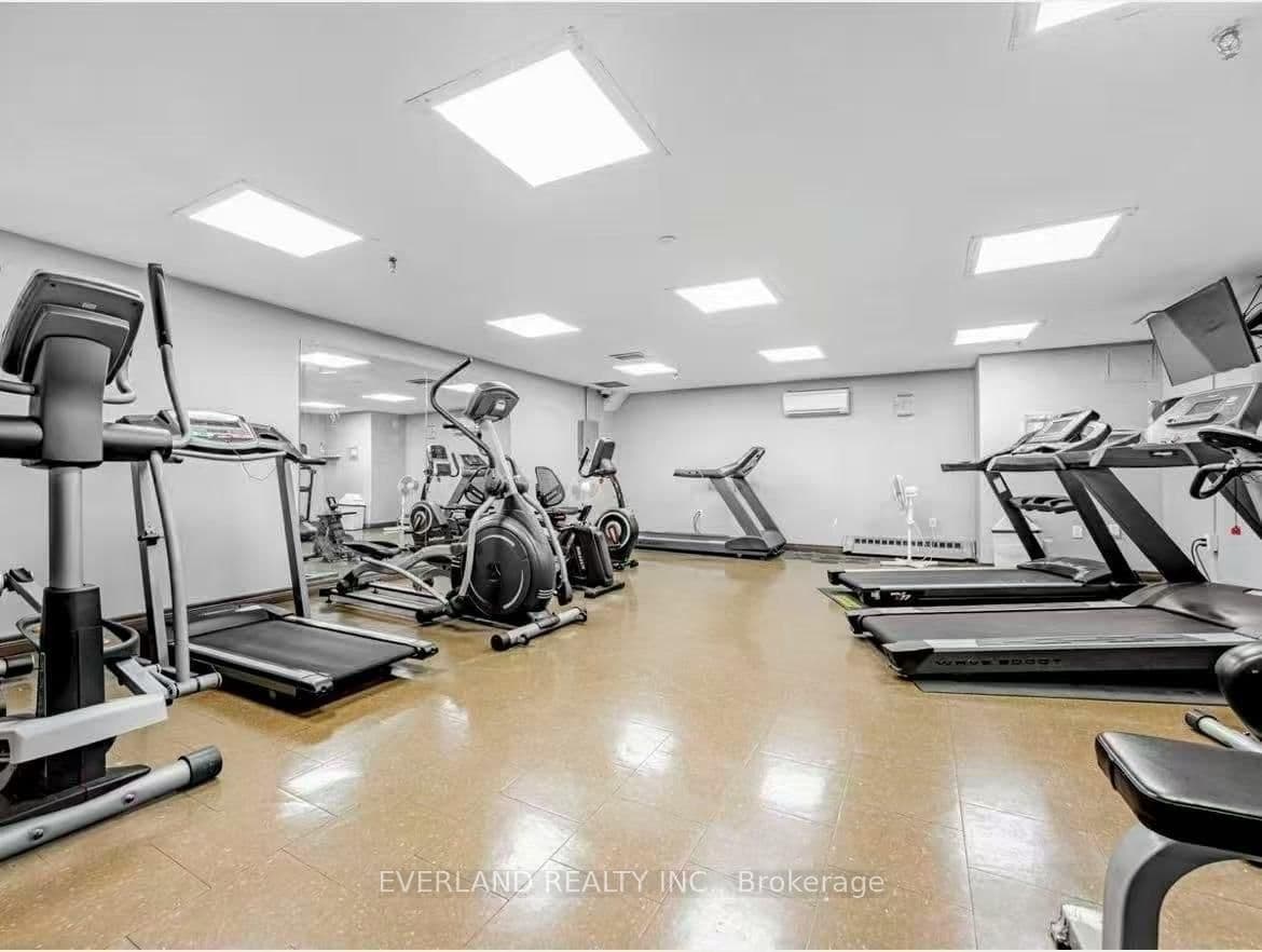 2050 Bridletowne Circle, Unit 303 thumbnail 18