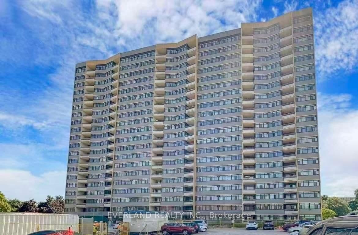 2050 Bridletowne Circle, Unit 303 thumbnail 2