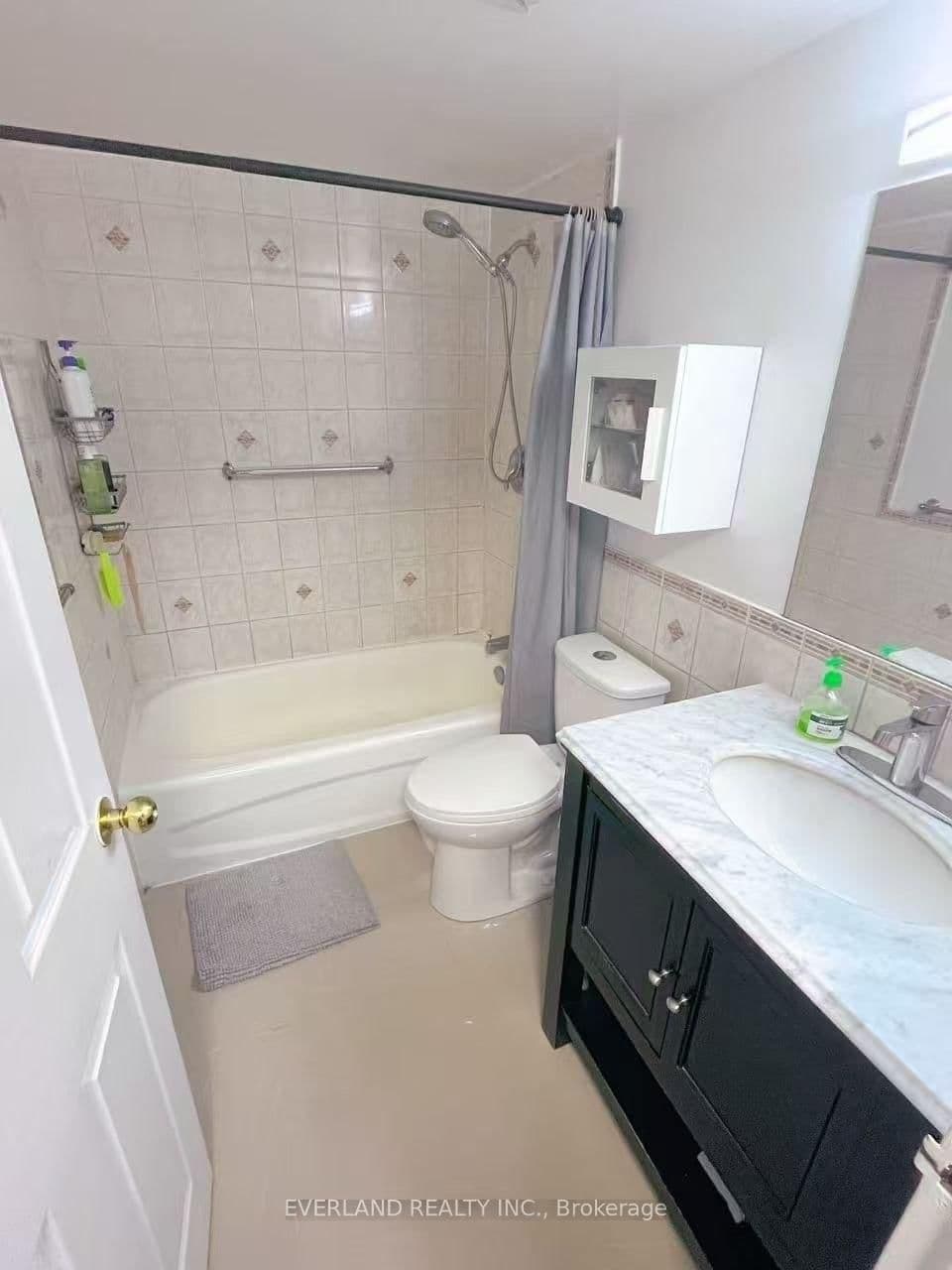 2050 Bridletowne Circle, Unit 303 thumbnail 9