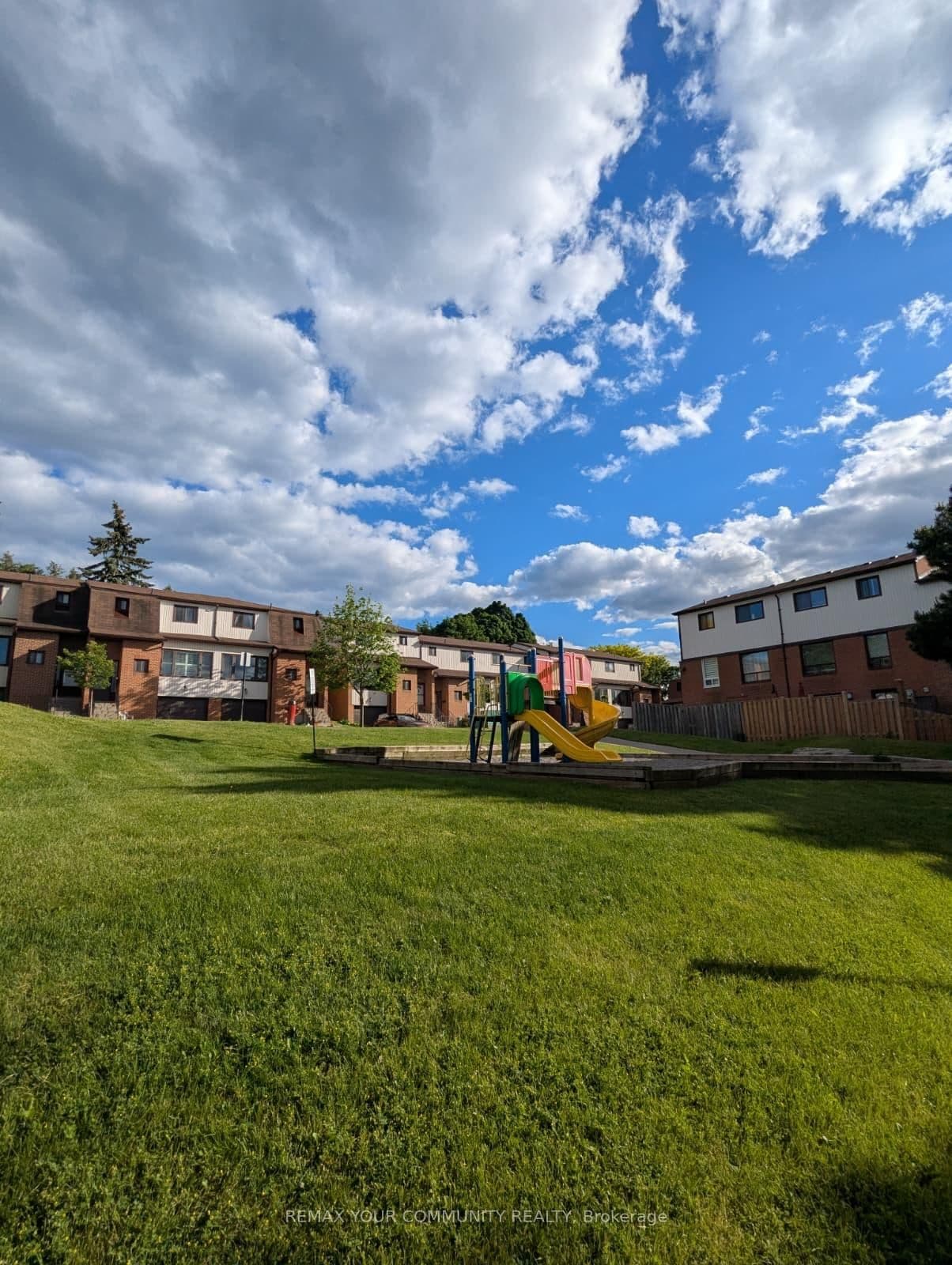 765 Oklahoma Drive, Unit 4 thumbnail 20