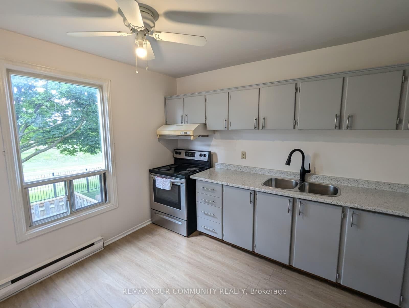 765 Oklahoma Drive, Unit 4 thumbnail 5