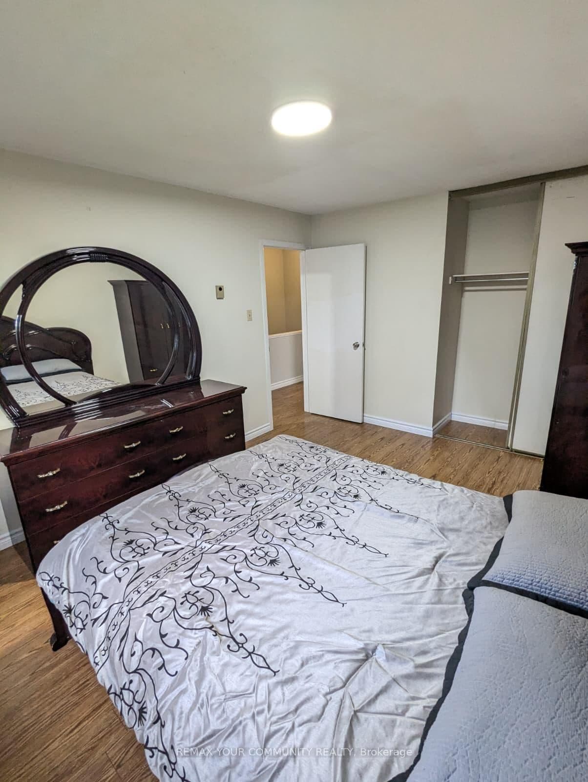 765 Oklahoma Drive, Unit 4 thumbnail 9