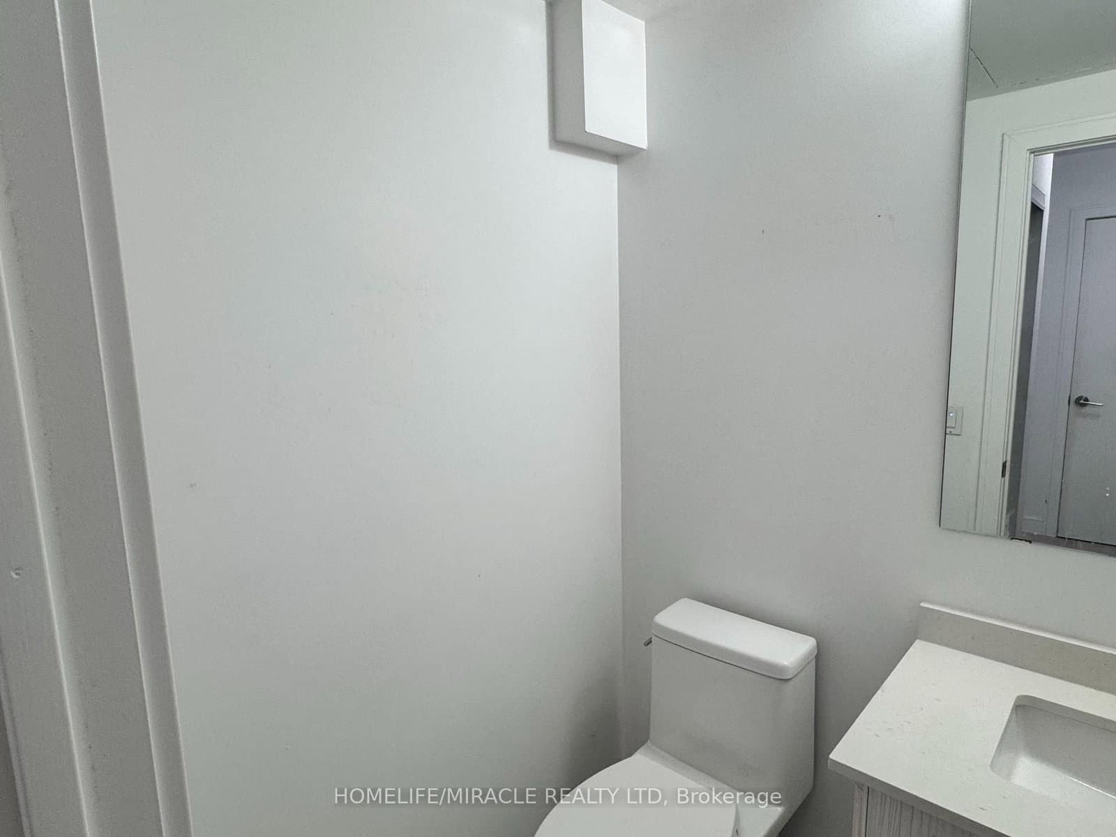 176 Clonmore Drive, Unit 4 thumbnail 8