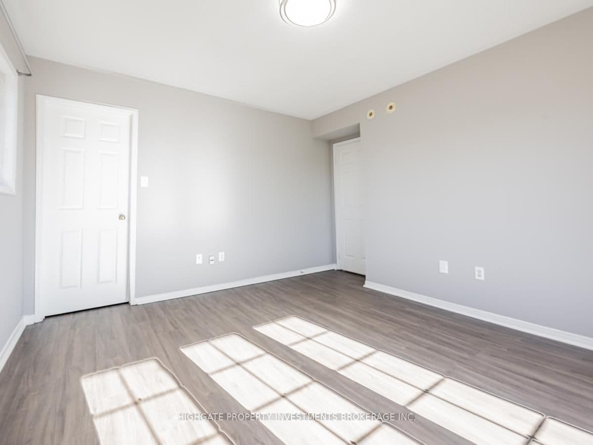200 McLevin Avenue, Unit 3 thumbnail 24