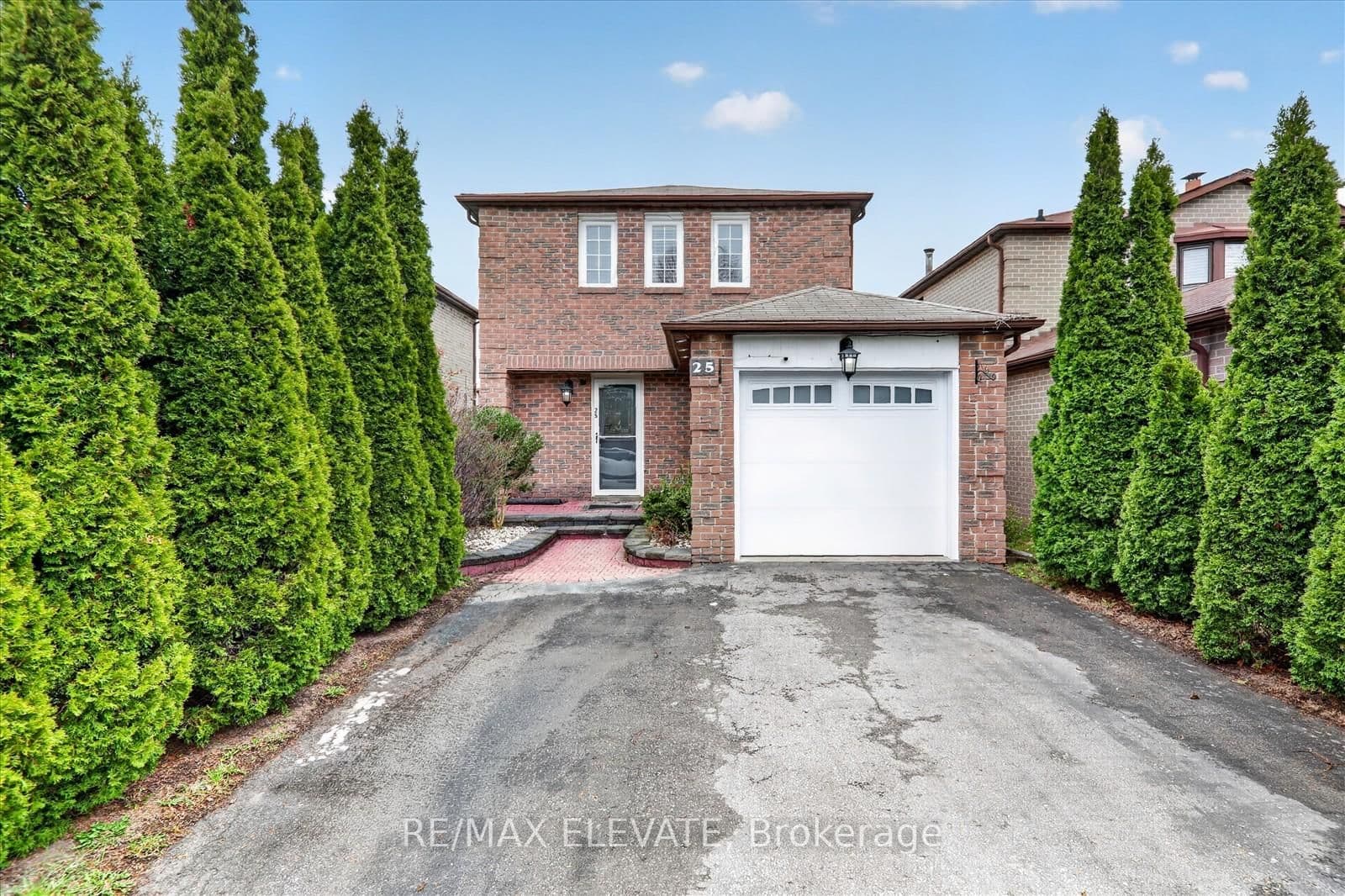 25 Stockbridge Crescent