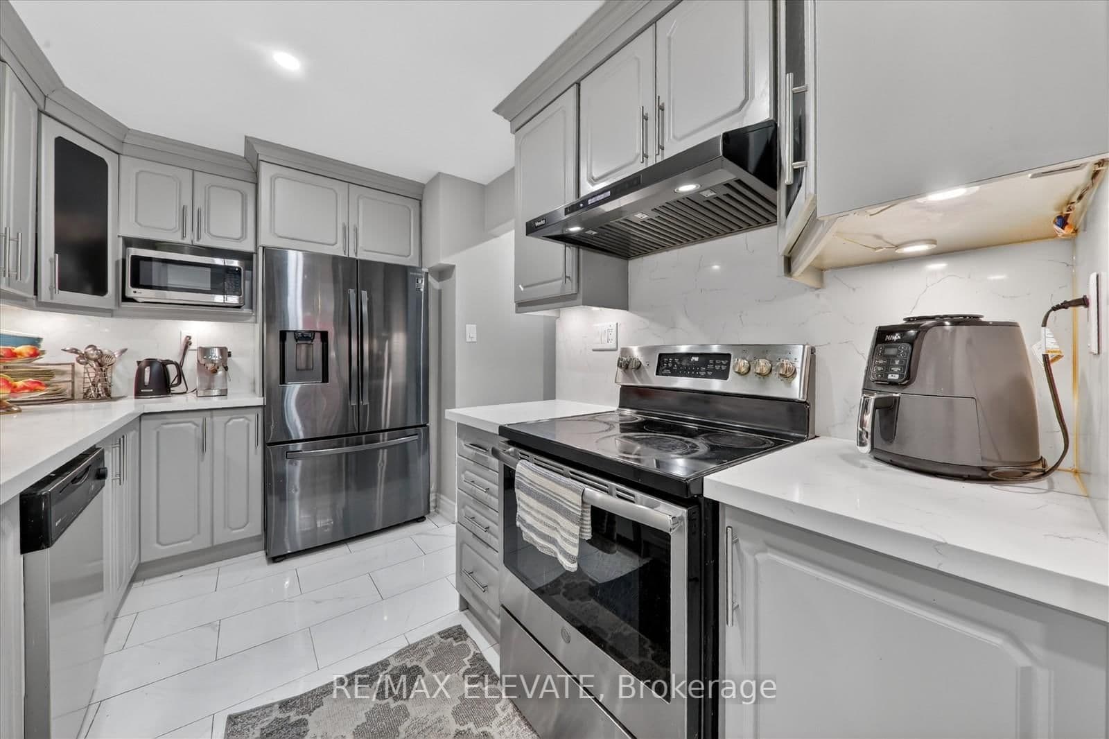 25 Stockbridge Crescent thumbnail 12