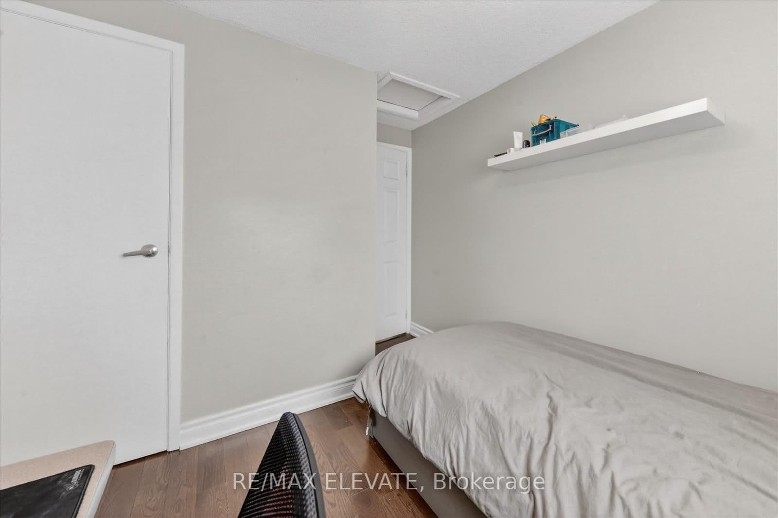 25 Stockbridge Crescent thumbnail 21
