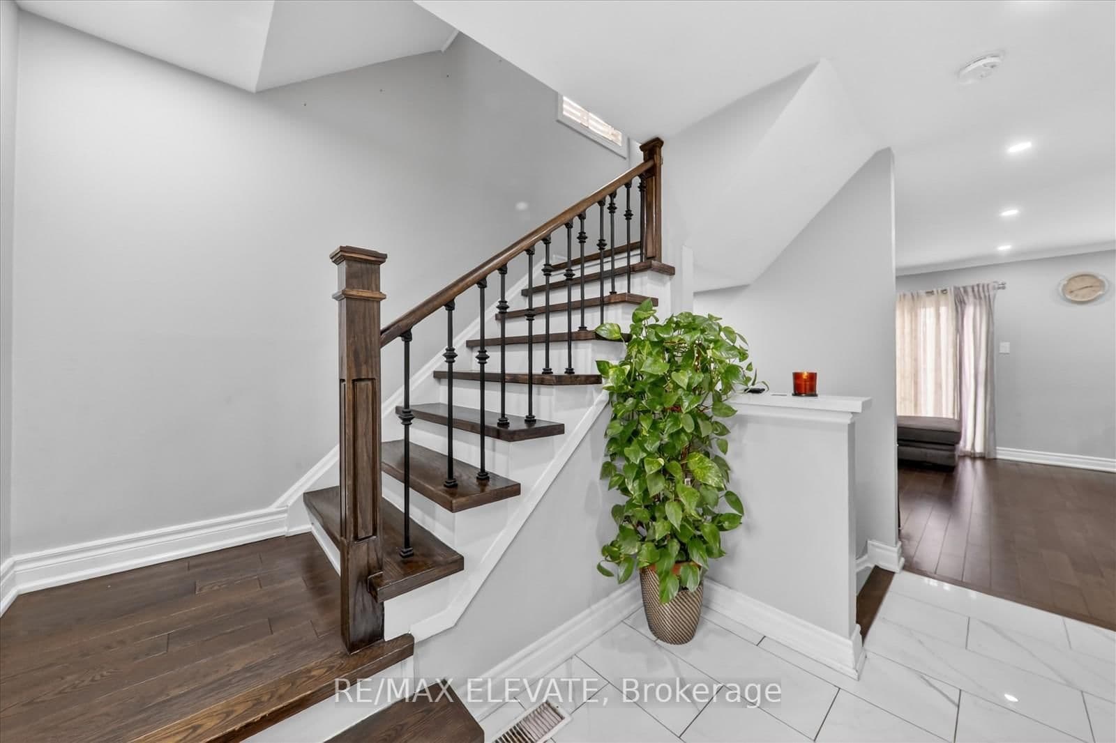 25 Stockbridge Crescent thumbnail 6