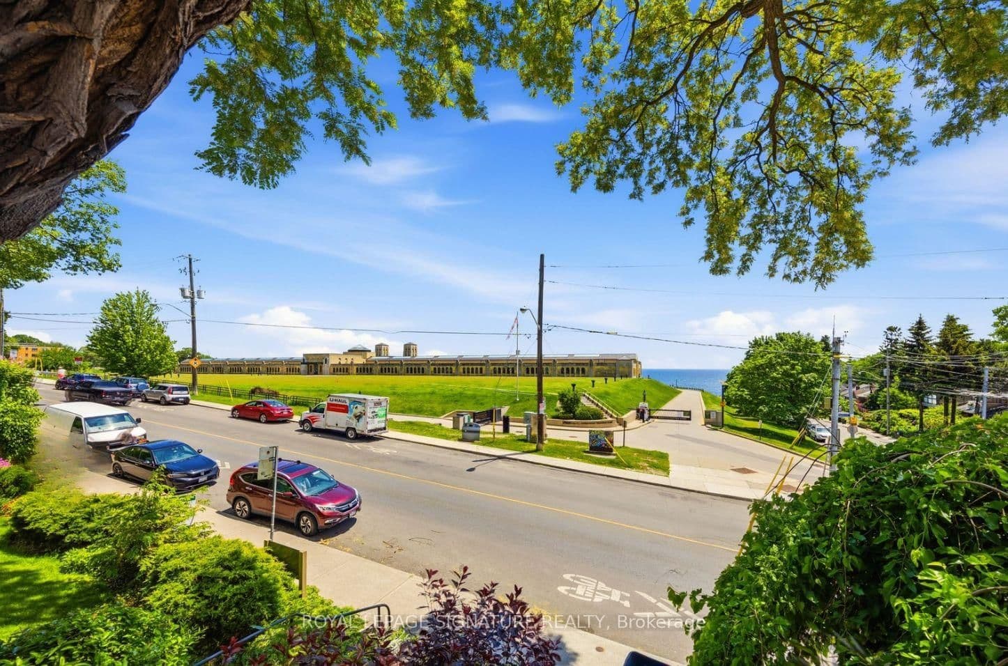 2366 Queen Street E, Unit 7 thumbnail 35