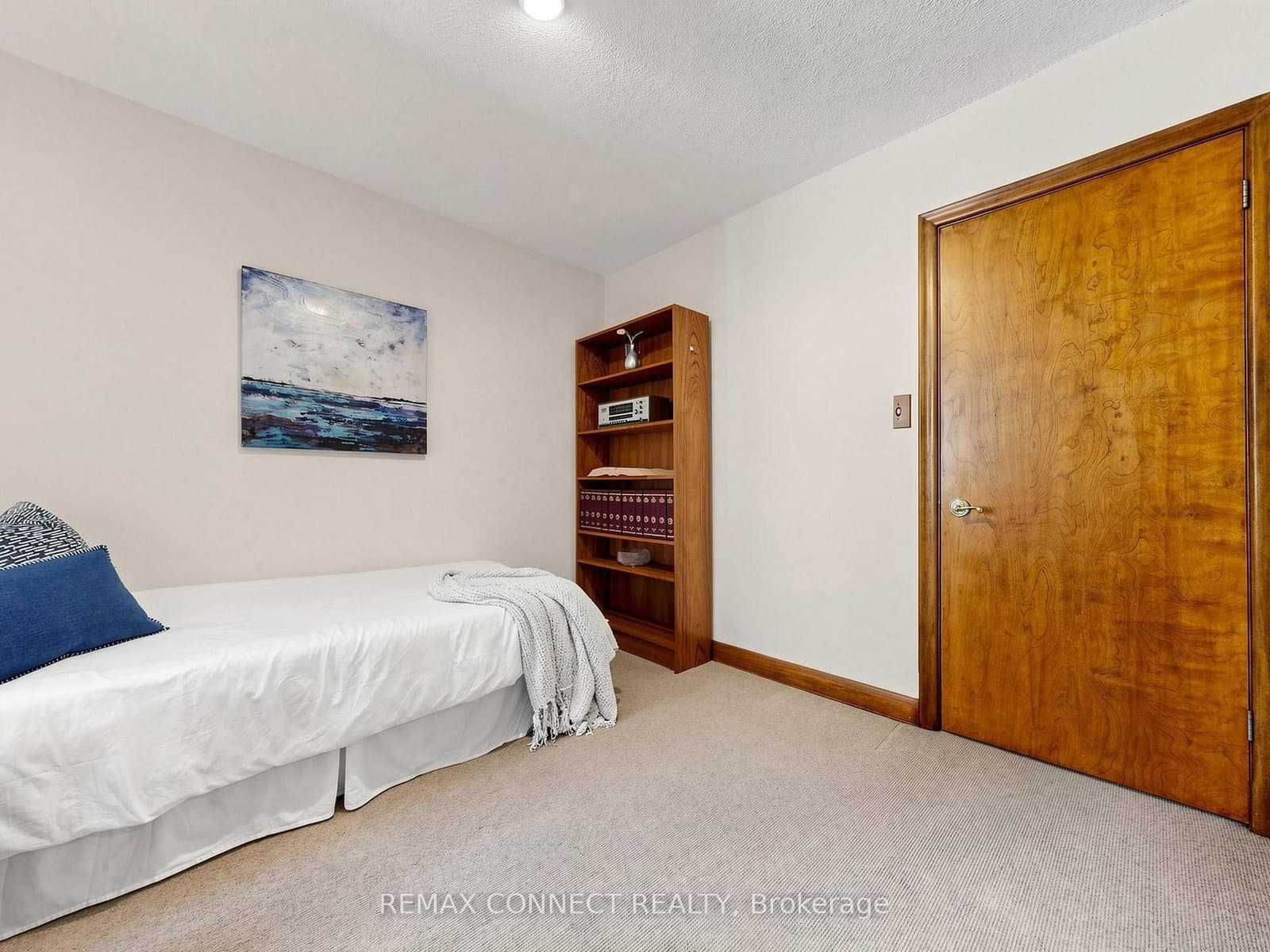 90 Sylvan Avenue thumbnail 21