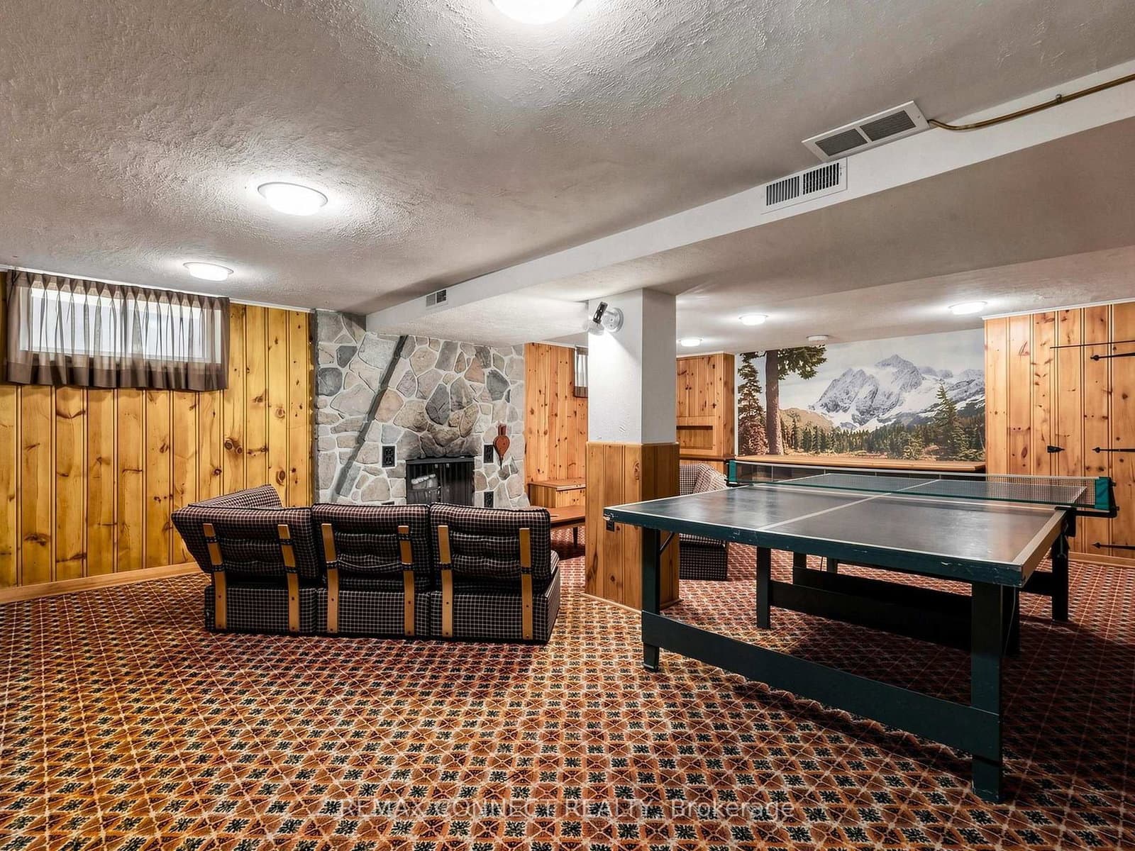 90 Sylvan Avenue thumbnail 26