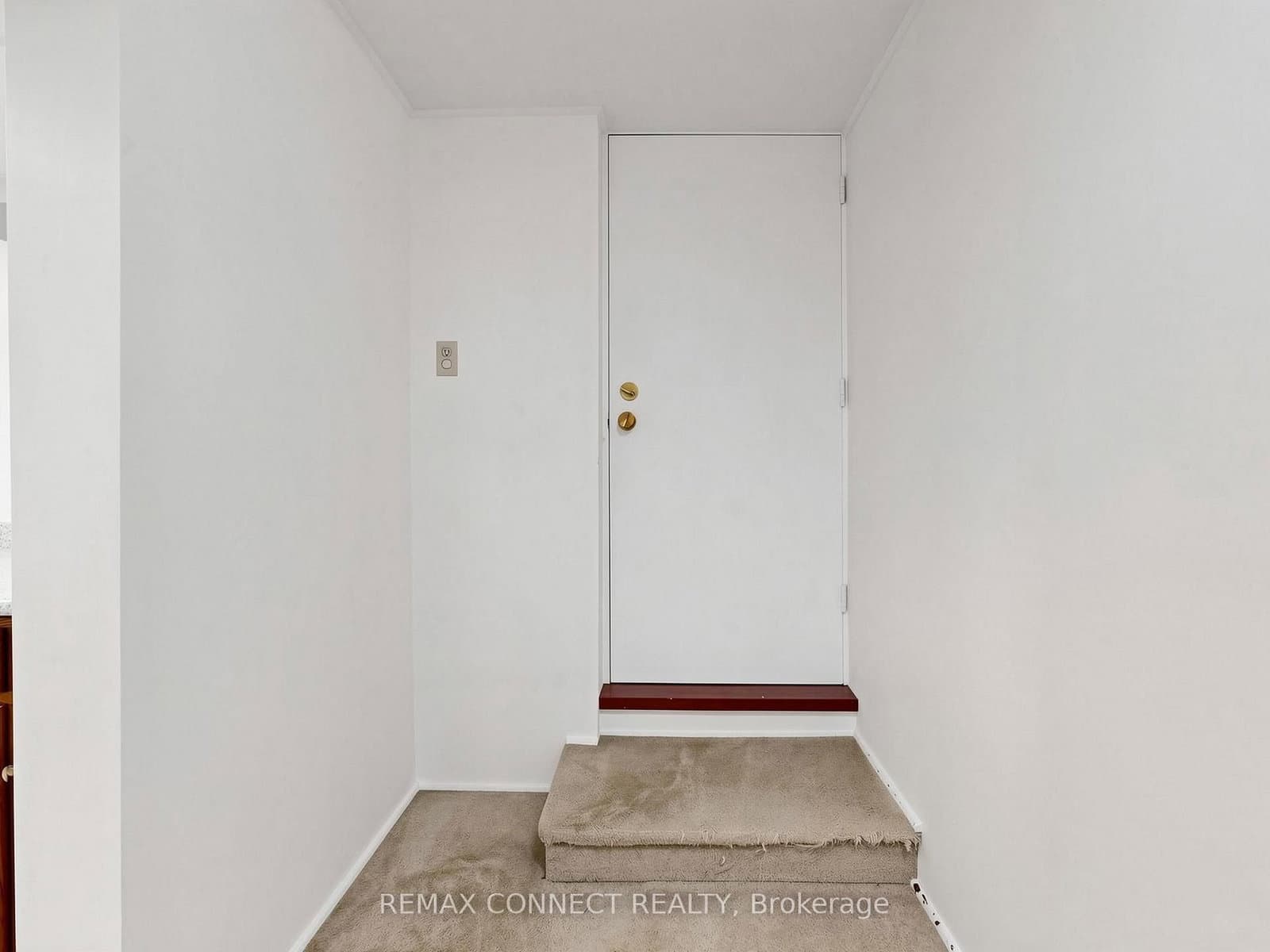 90 Sylvan Avenue thumbnail 31