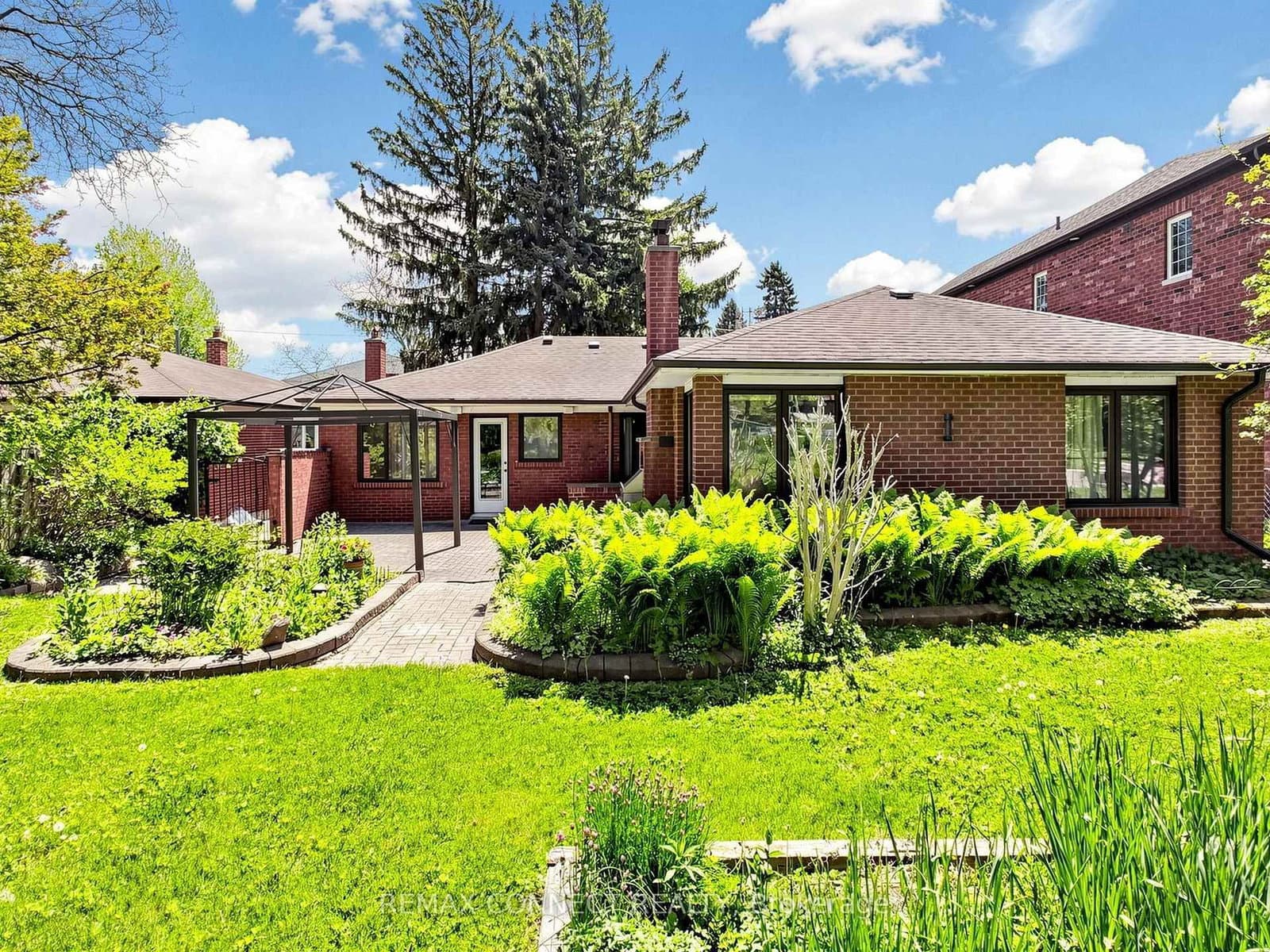 90 Sylvan Avenue thumbnail 33