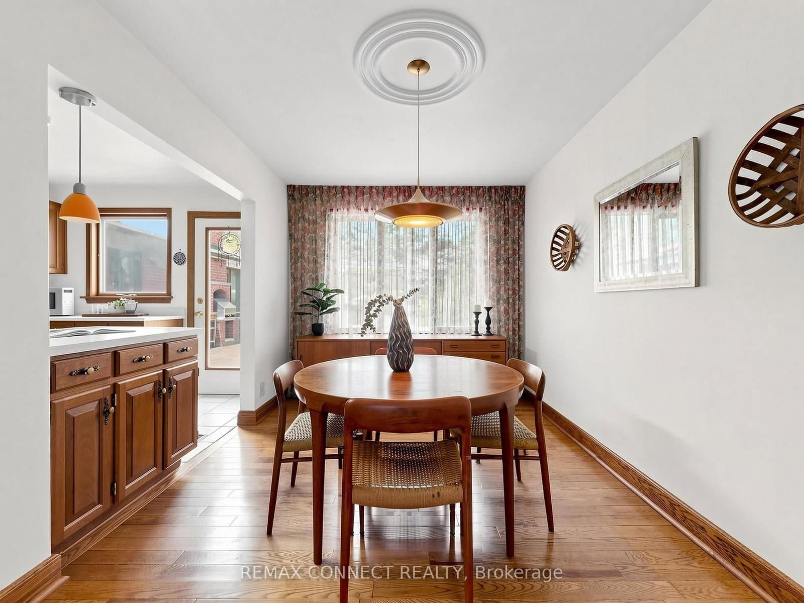 90 Sylvan Avenue thumbnail 6