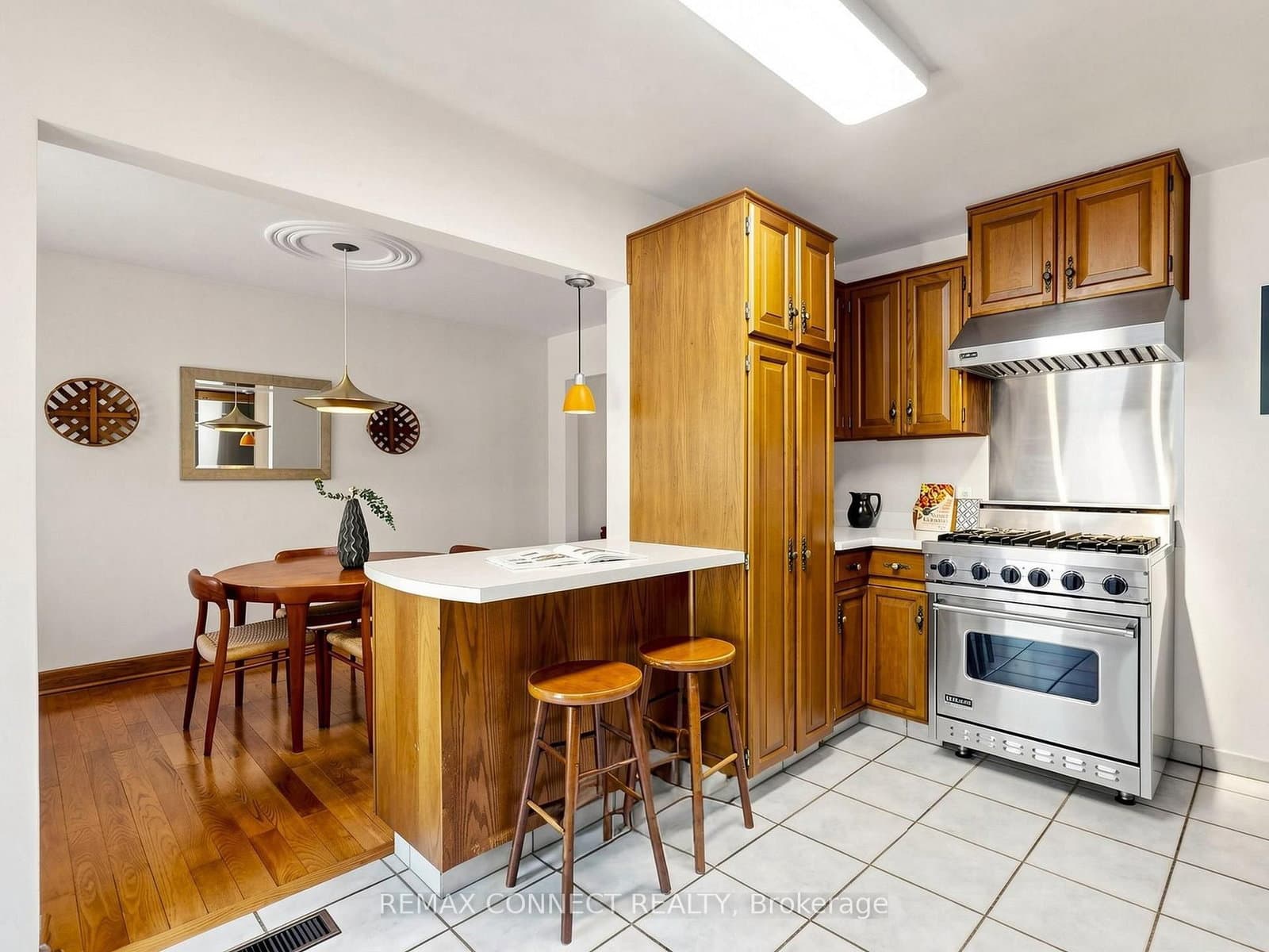 90 Sylvan Avenue thumbnail 8